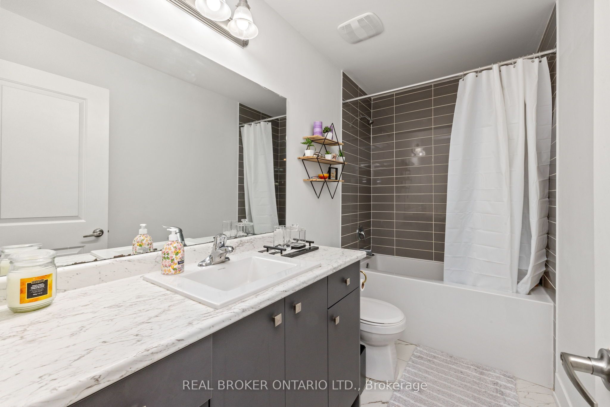 9 Nautical Way Property Photo 14