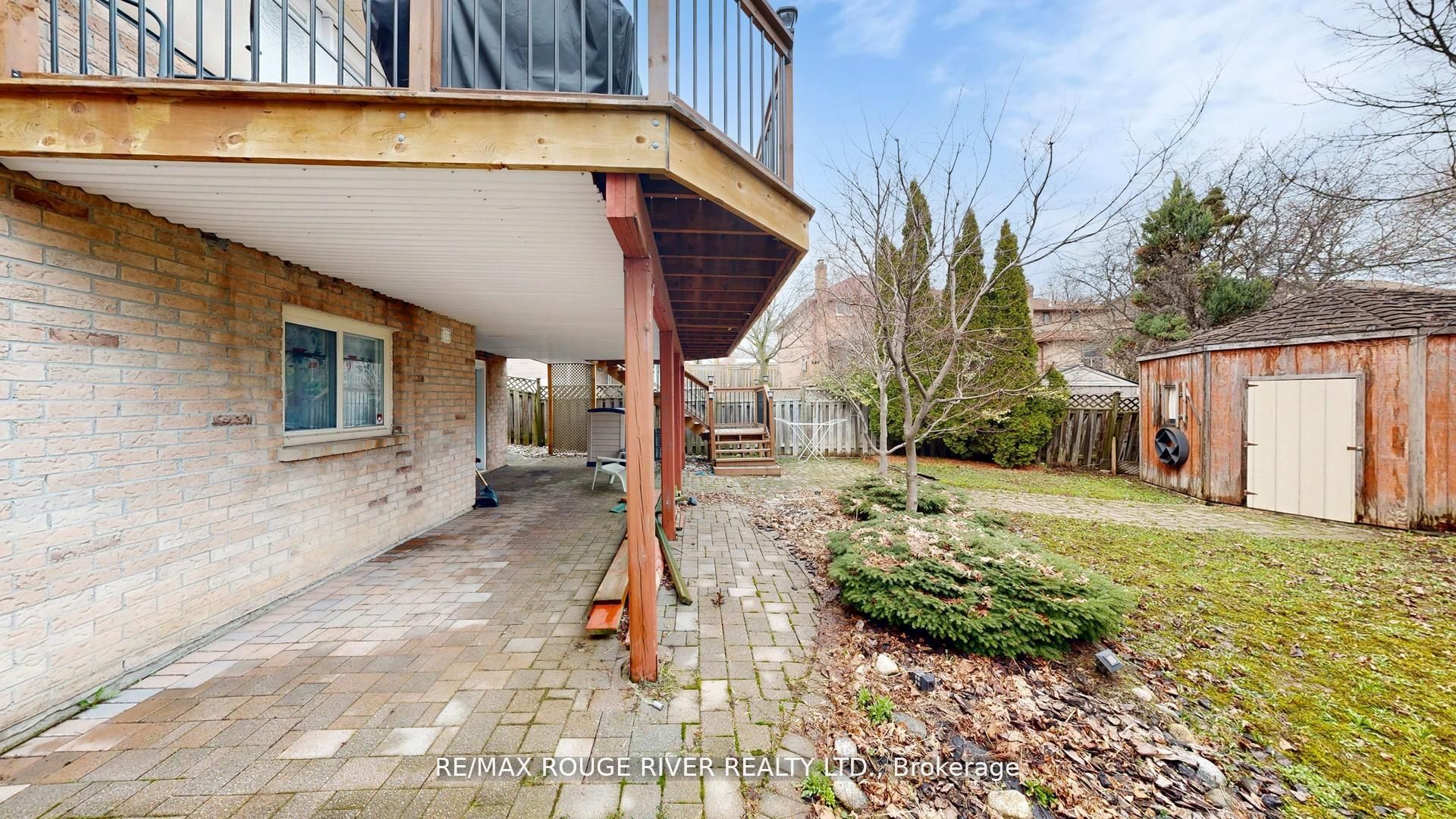 45 Rotherglen Road N Property Photo 46