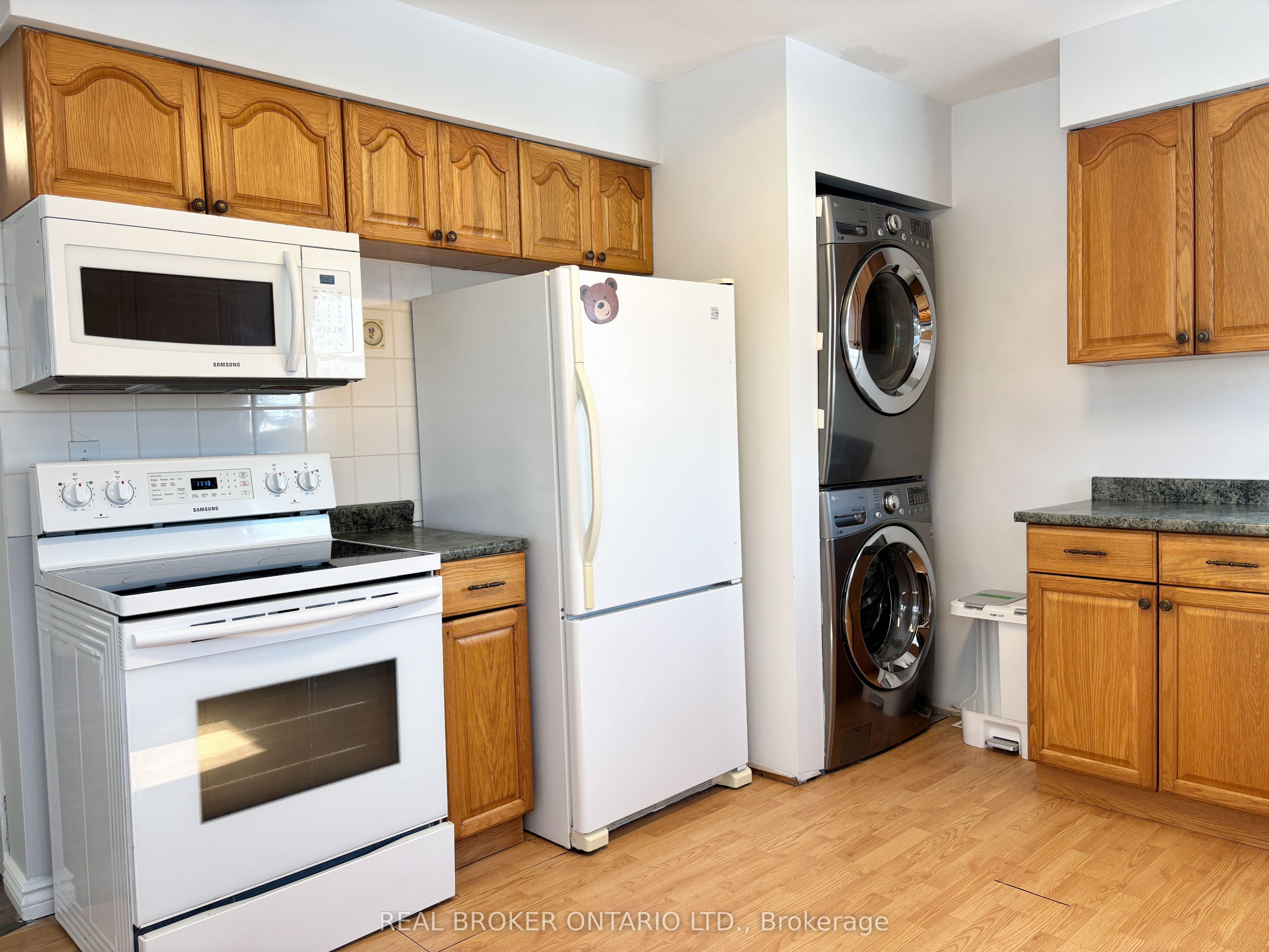 327 Dover Street Main Fl Property Photo 2