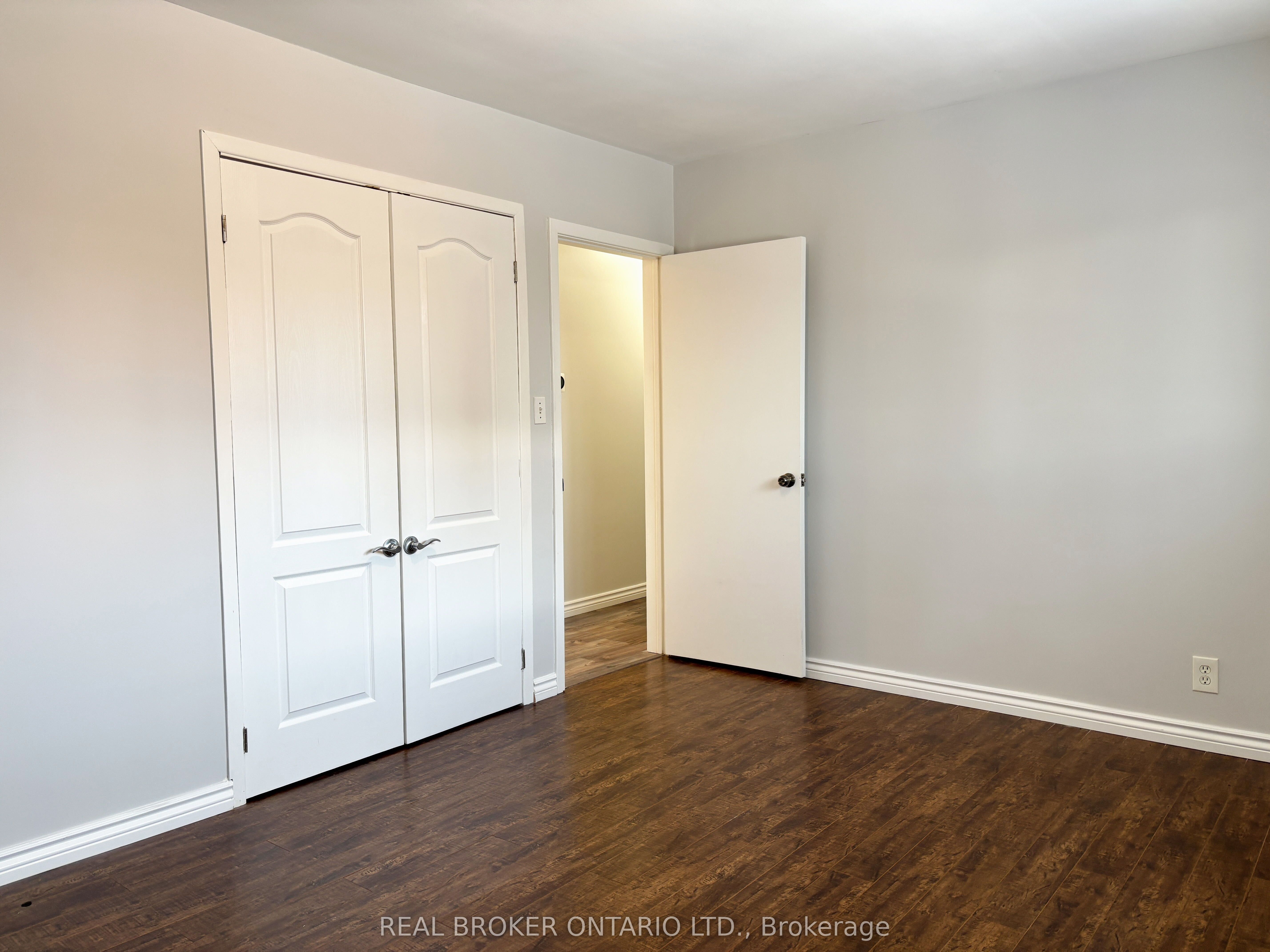 327 Dover Street Main Fl Property Photo 9