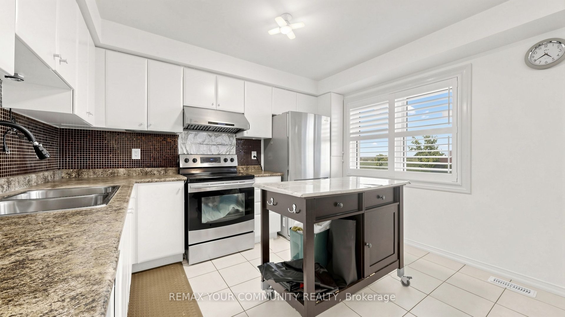 936 Audley Road Property Photo 13