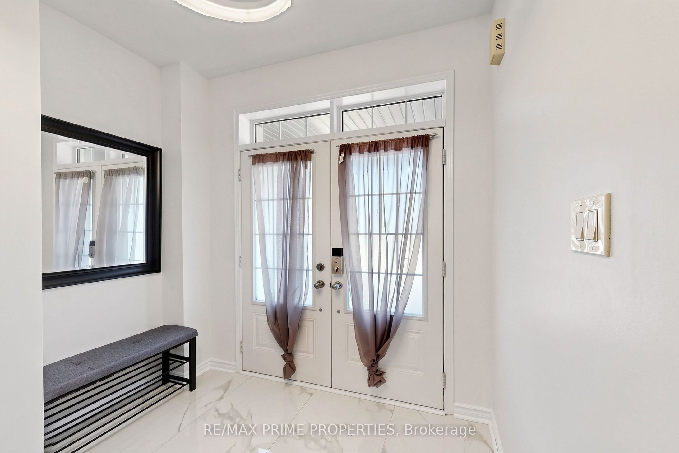 11 Keenlyside Lane Property Photo 12