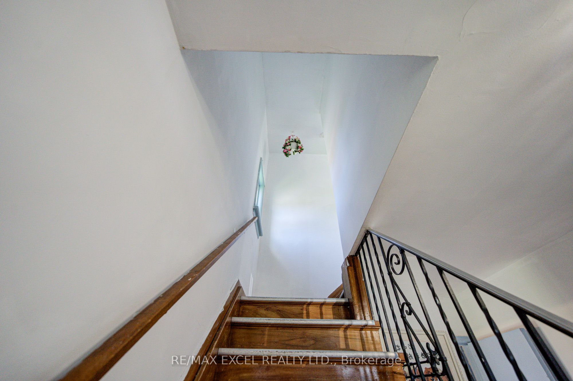 39 Kilmarnock Avenue Property Photo 6