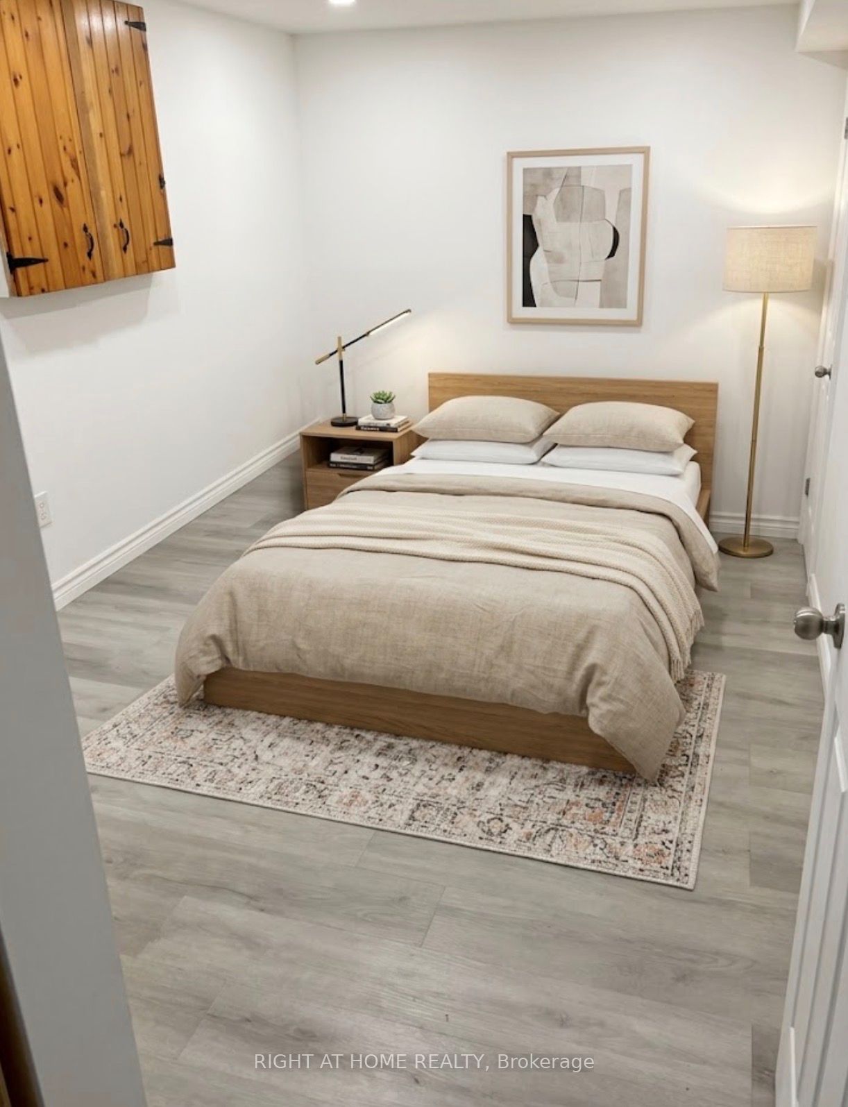 46 Shrewsbury Square Lower Property Photo 2
