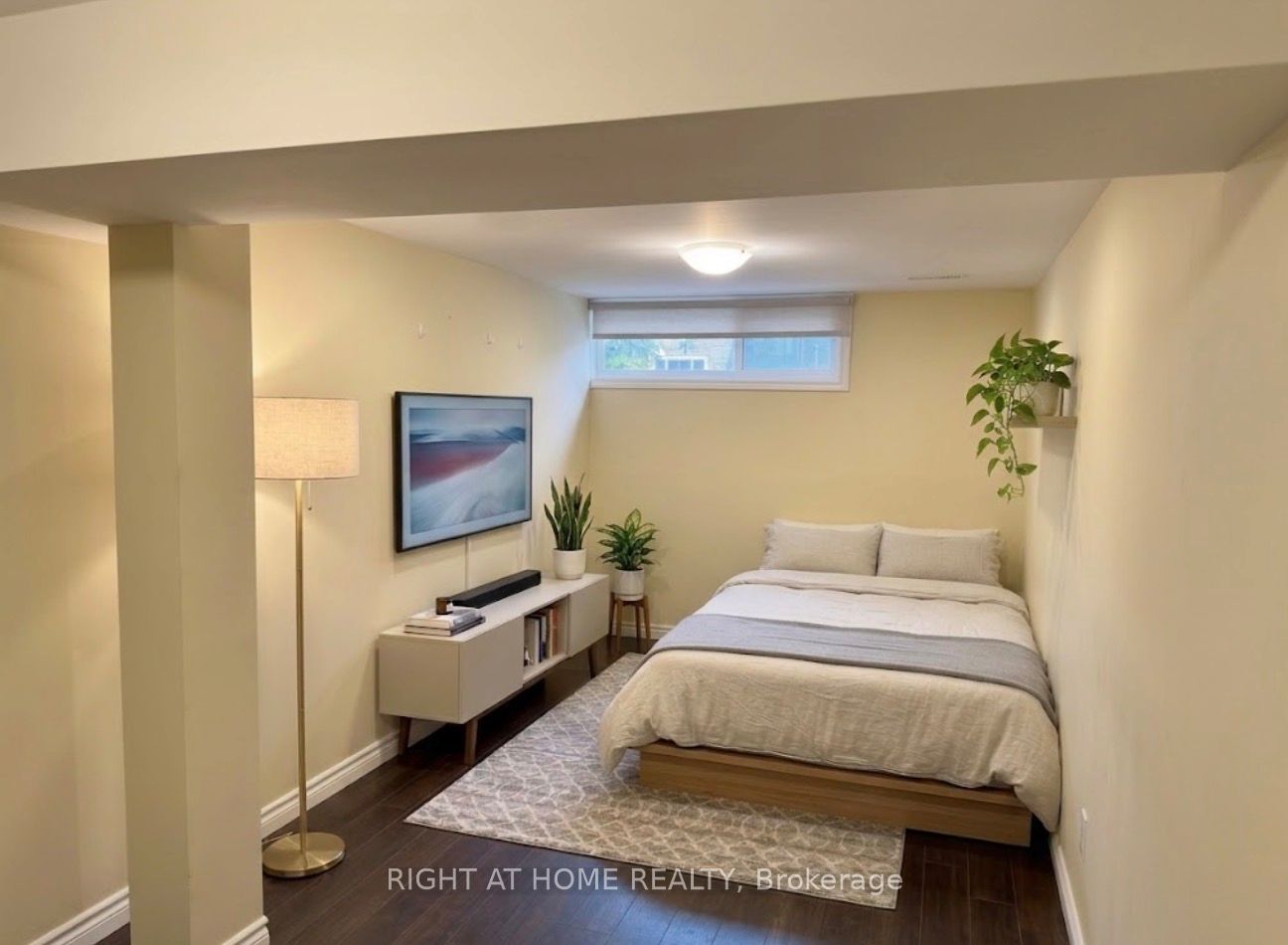 46 Shrewsbury Square Lower Property Photo 3