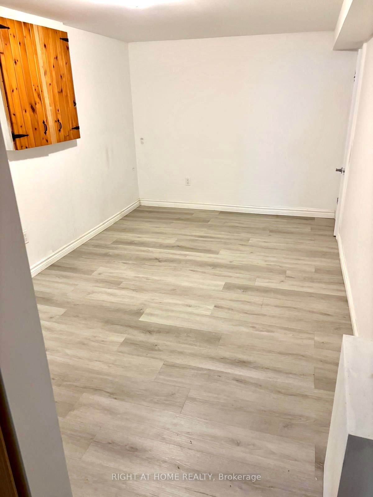 46 Shrewsbury Square Lower Property Photo 10