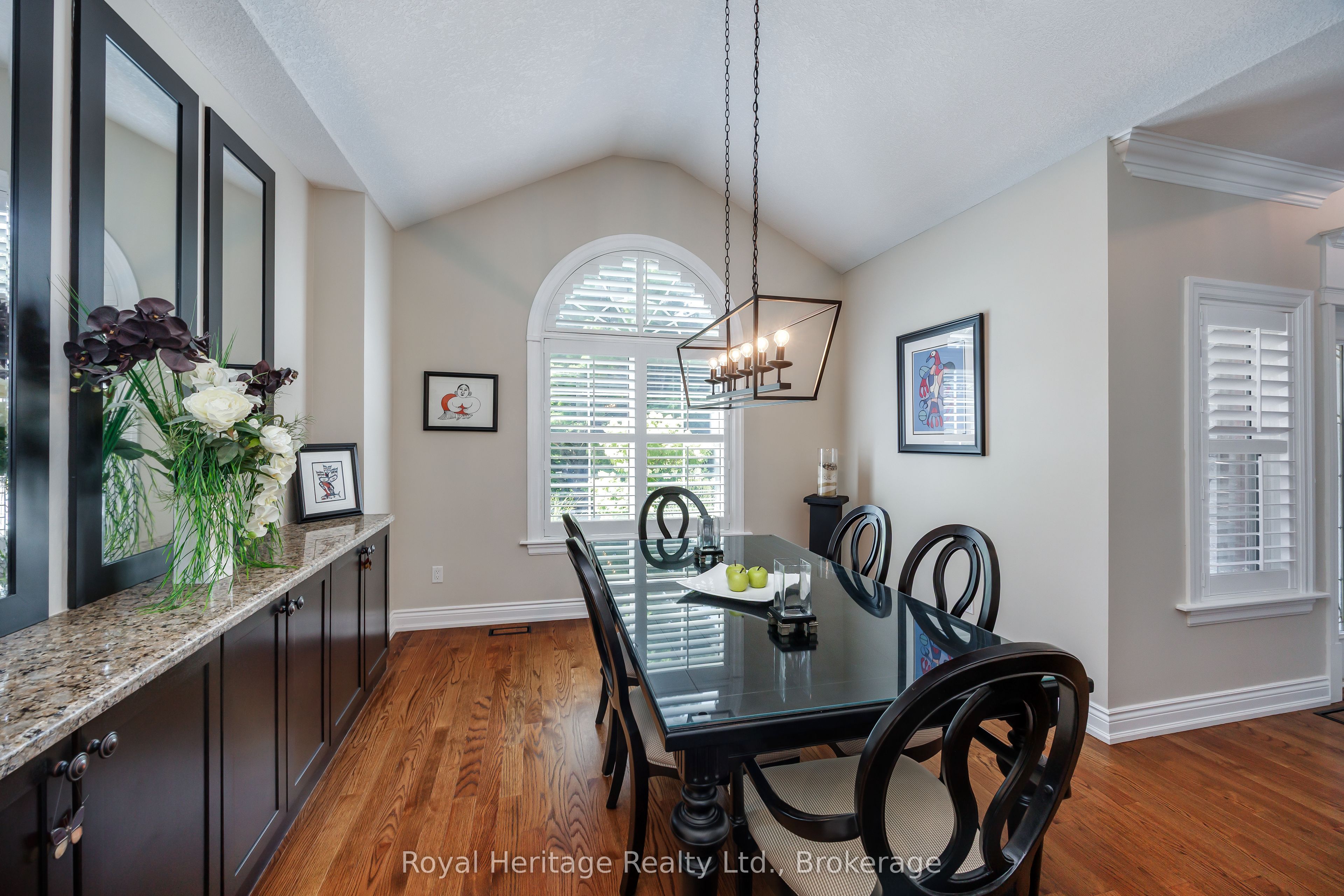 465 Chalk Lake Road Property Photo 9