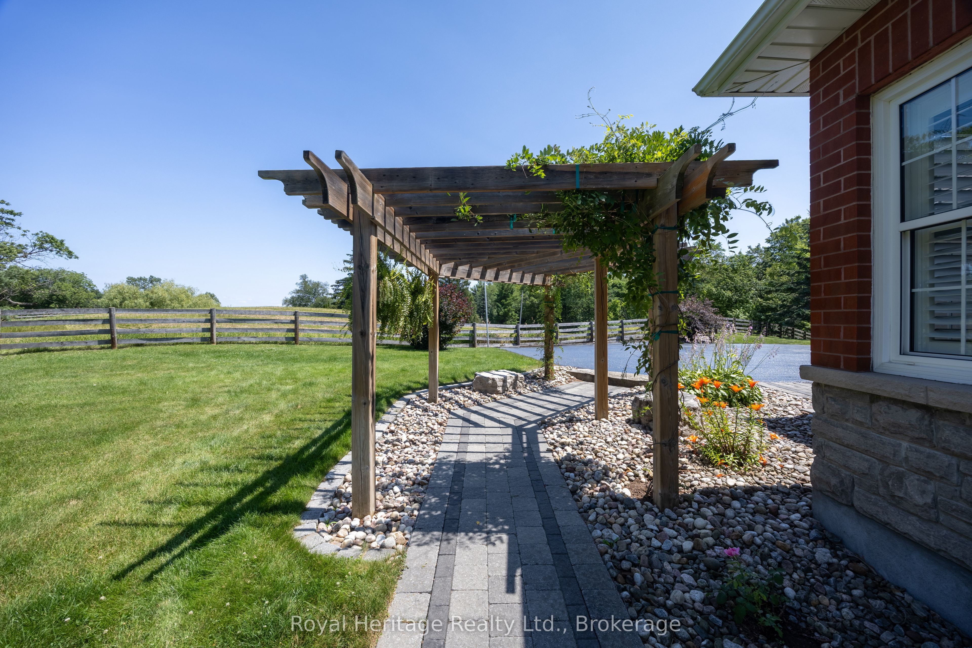 465 Chalk Lake Road Property Photo 33