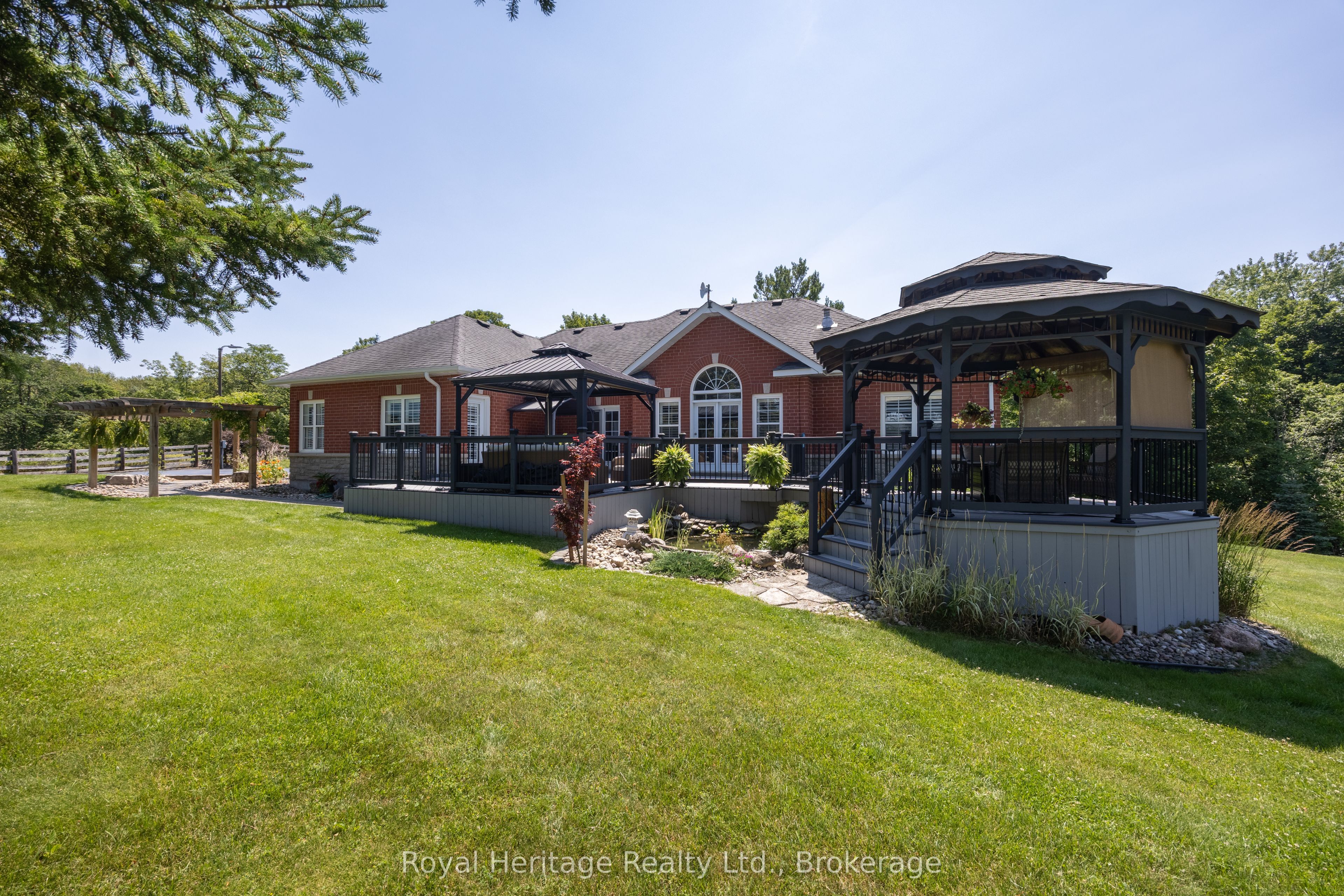 465 Chalk Lake Road Property Photo 34