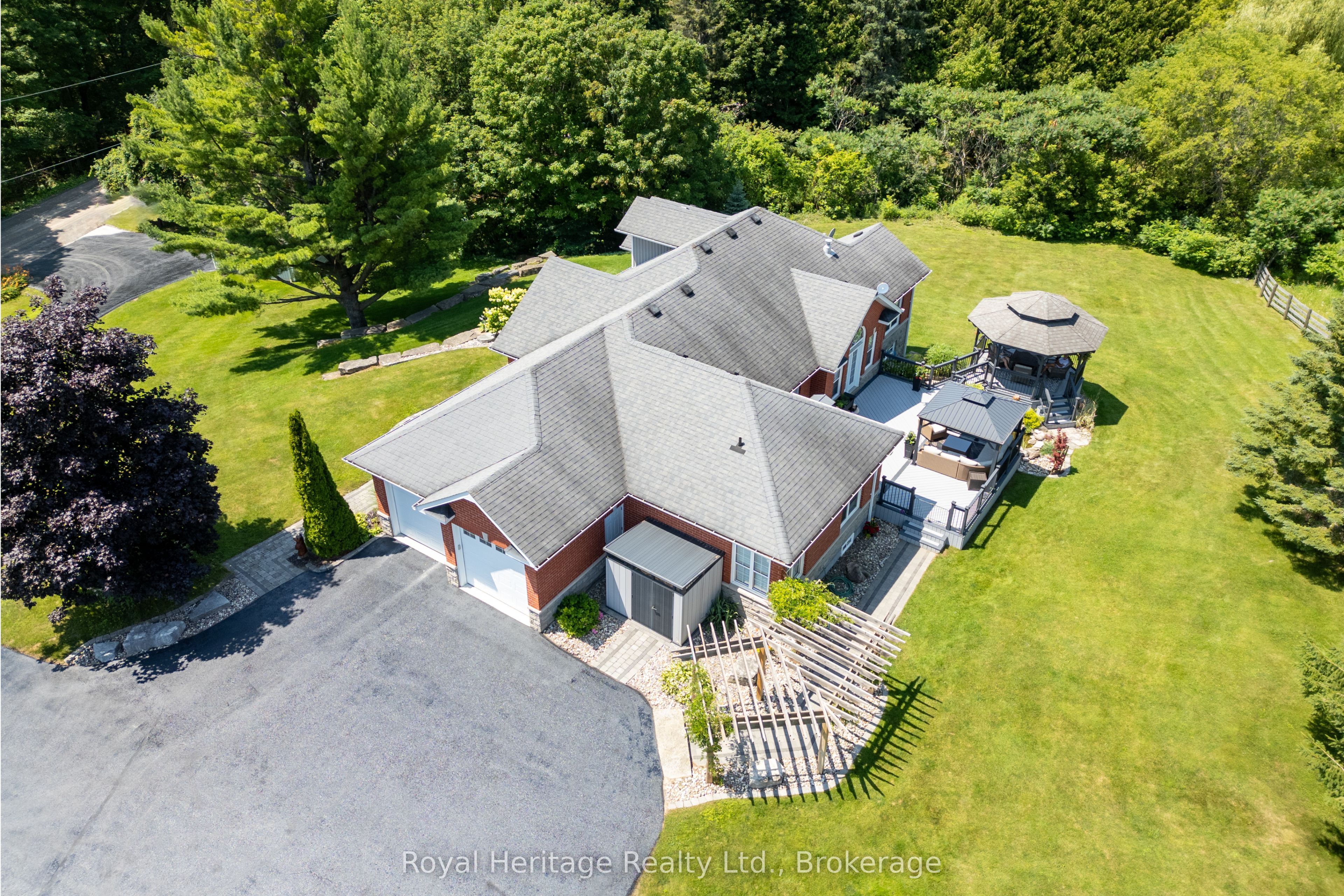 465 Chalk Lake Road Property Photo 42