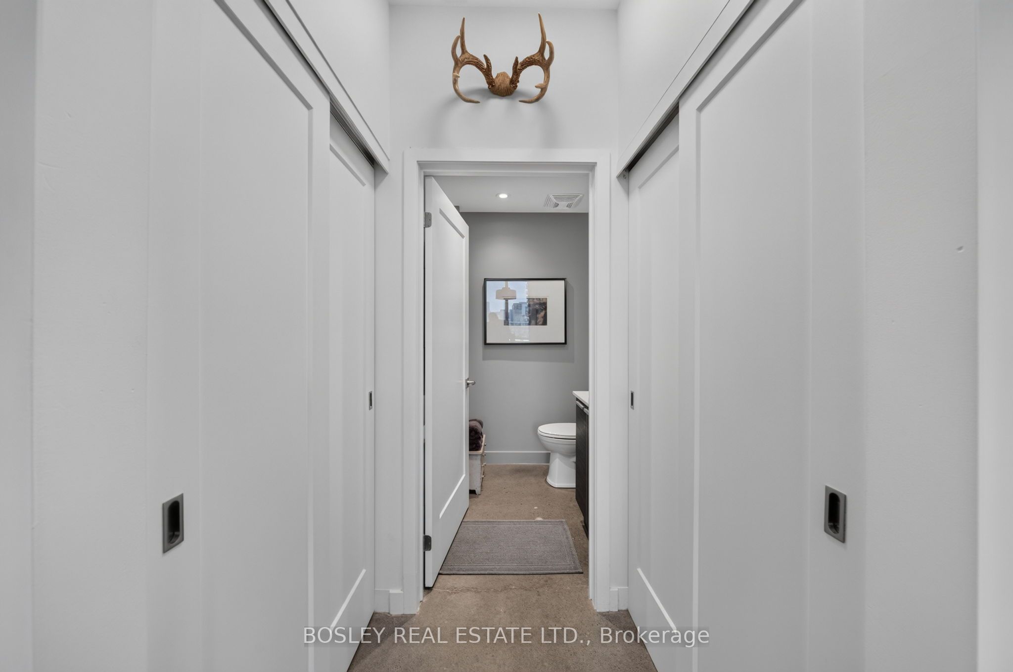 625 Queen Street E 505 Property Photo 16