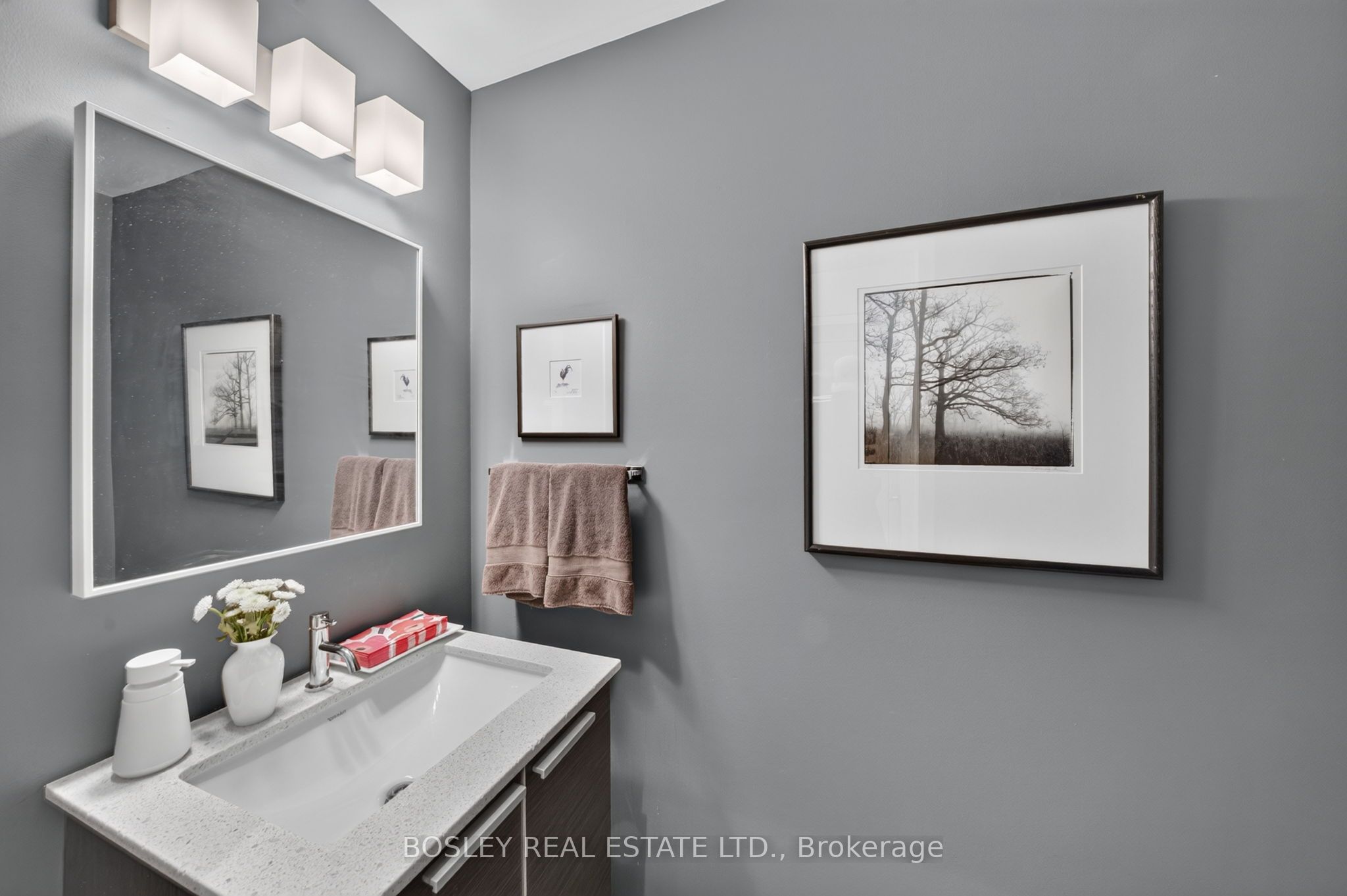 625 Queen Street E 505 Property Photo 21