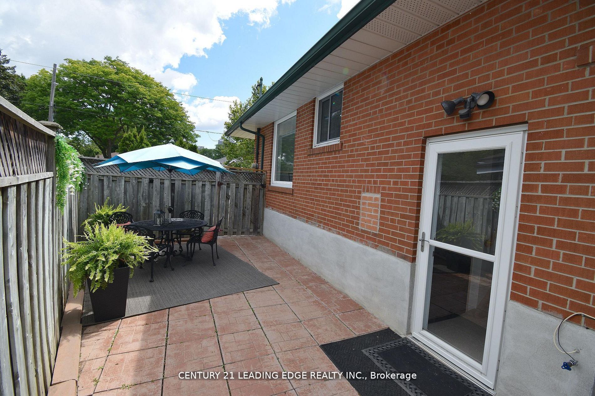 84 Allanford Road Property Photo 3