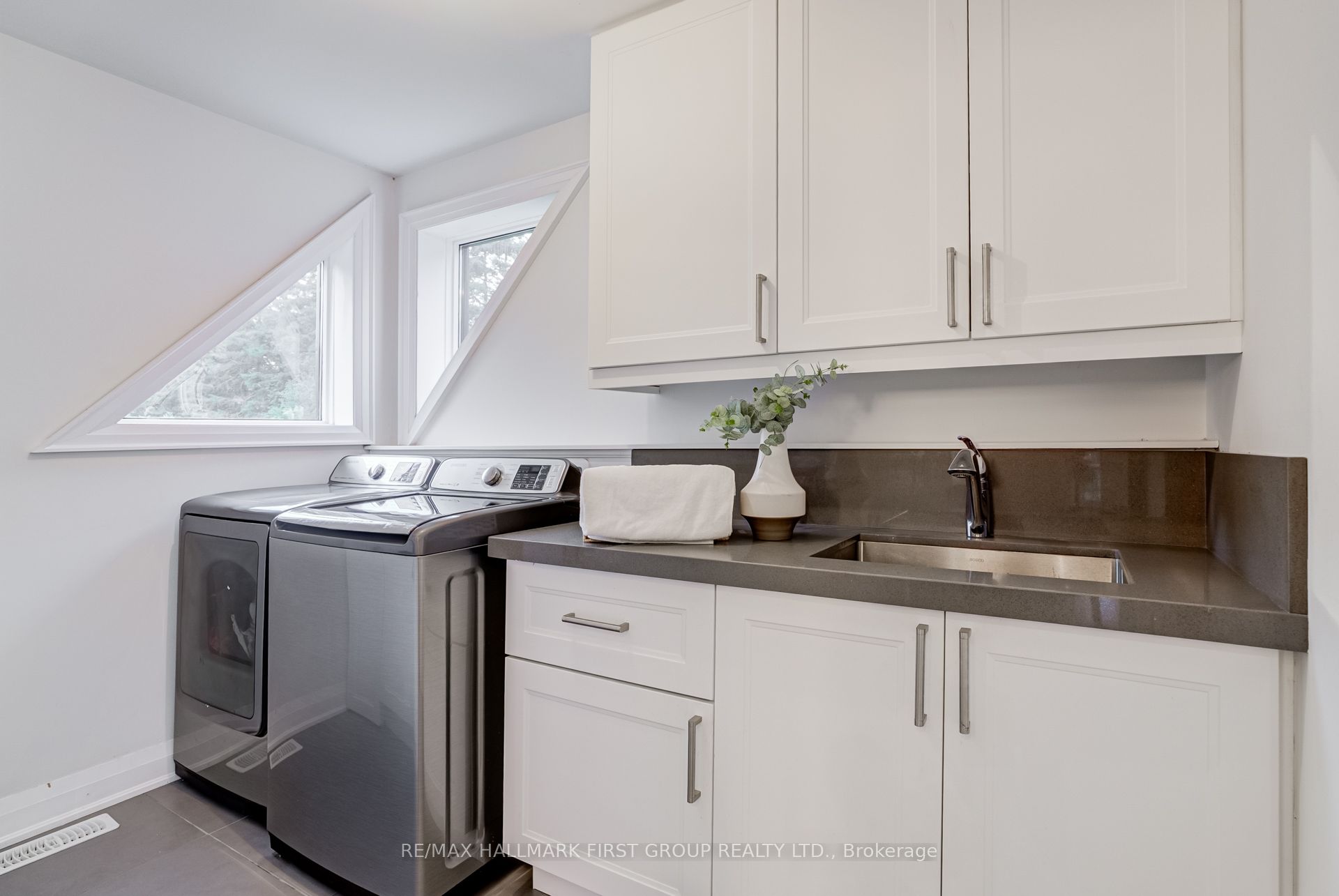 125 Percy Crescent Property Photo 18