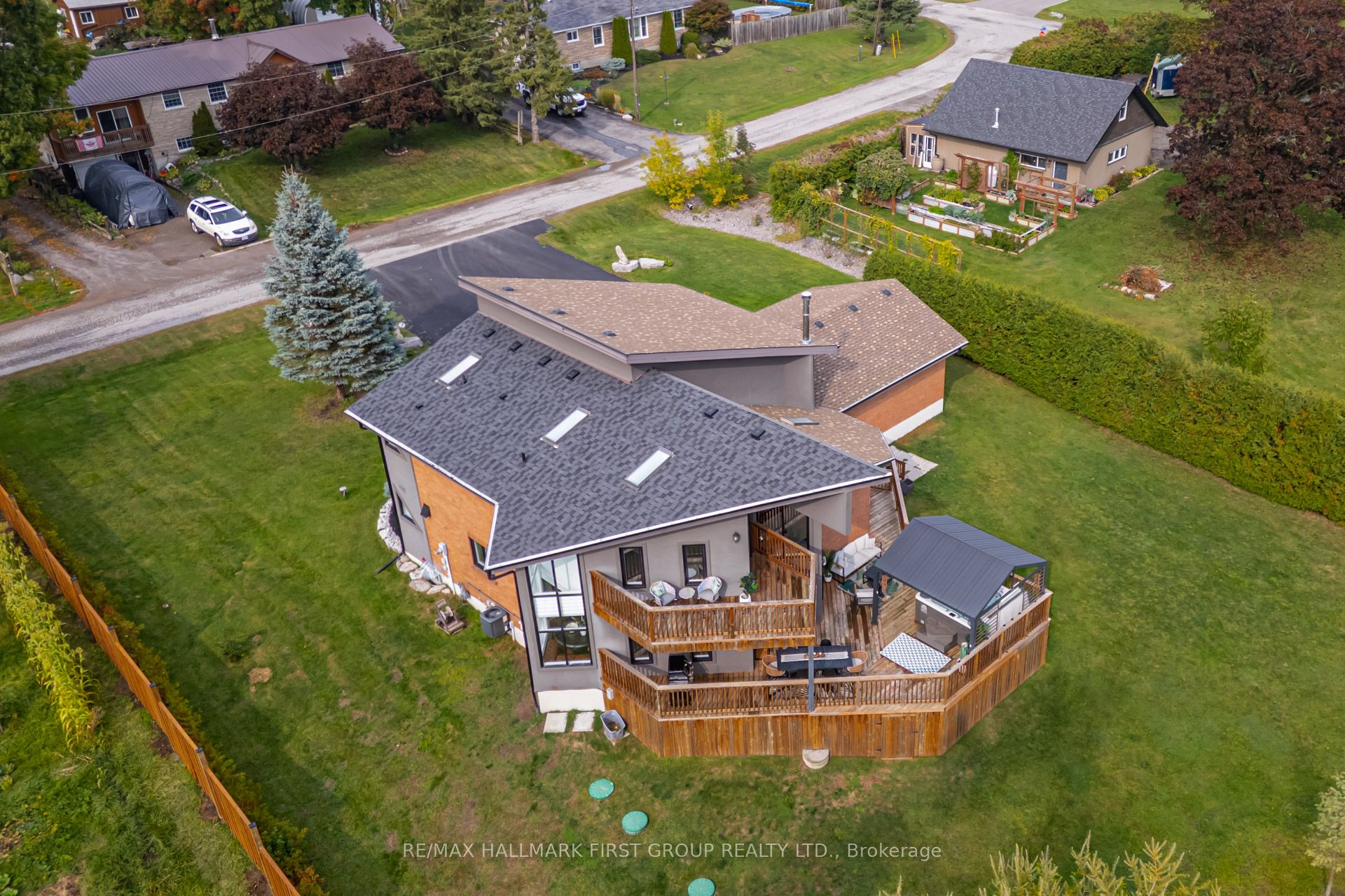 125 Percy Crescent Property Photo 38