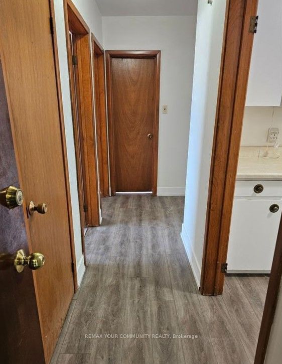423 Pharmacy Avenue 5 Property Photo 11