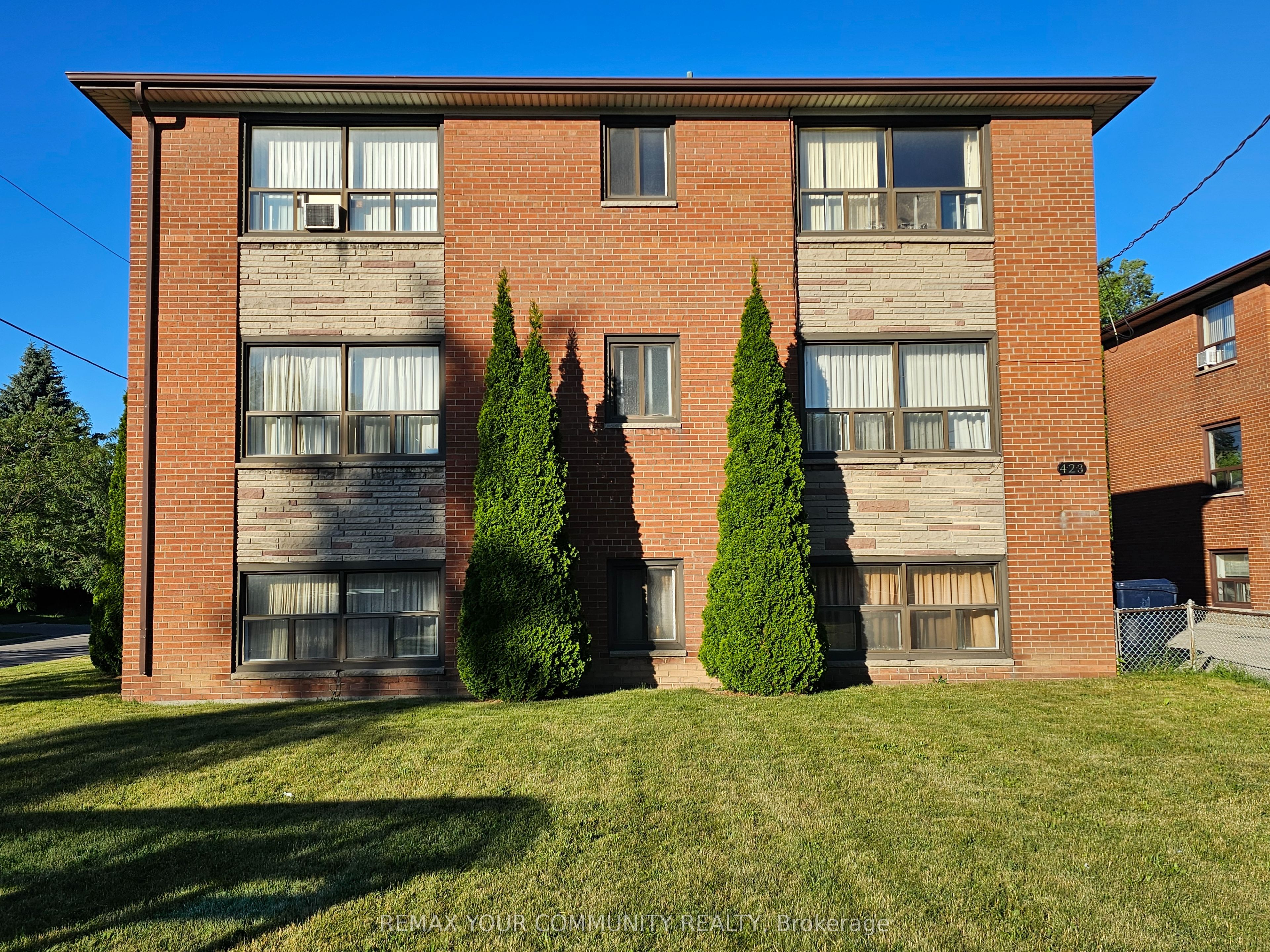 423 Pharmacy Avenue 5 Property Photo 15