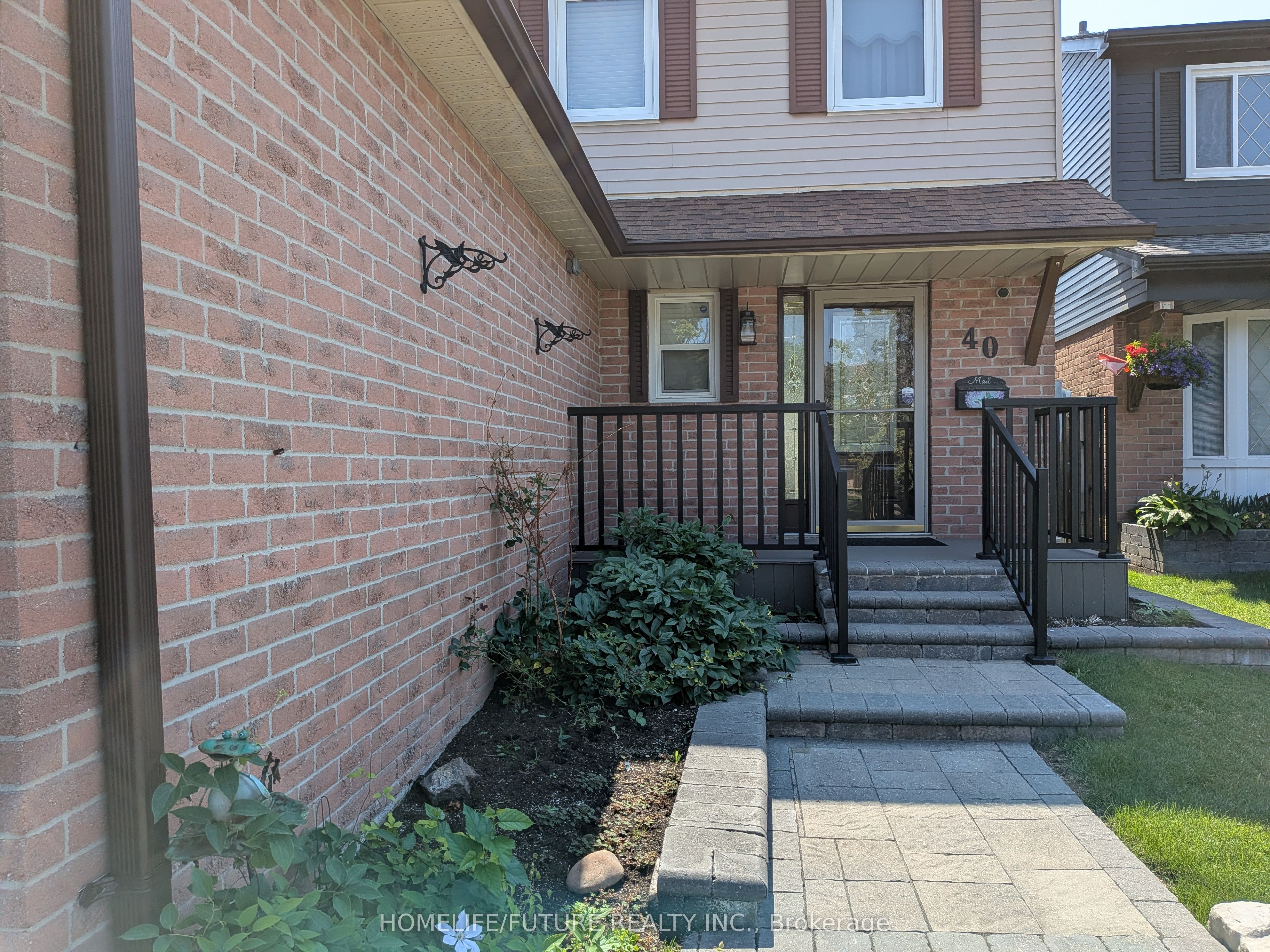 40 Longstaff Drive Property Photo 2