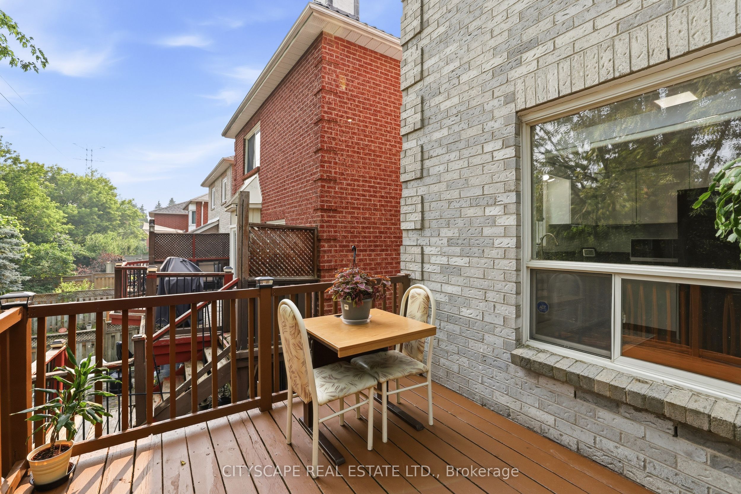 1143 Windgrove Square Property Photo 35