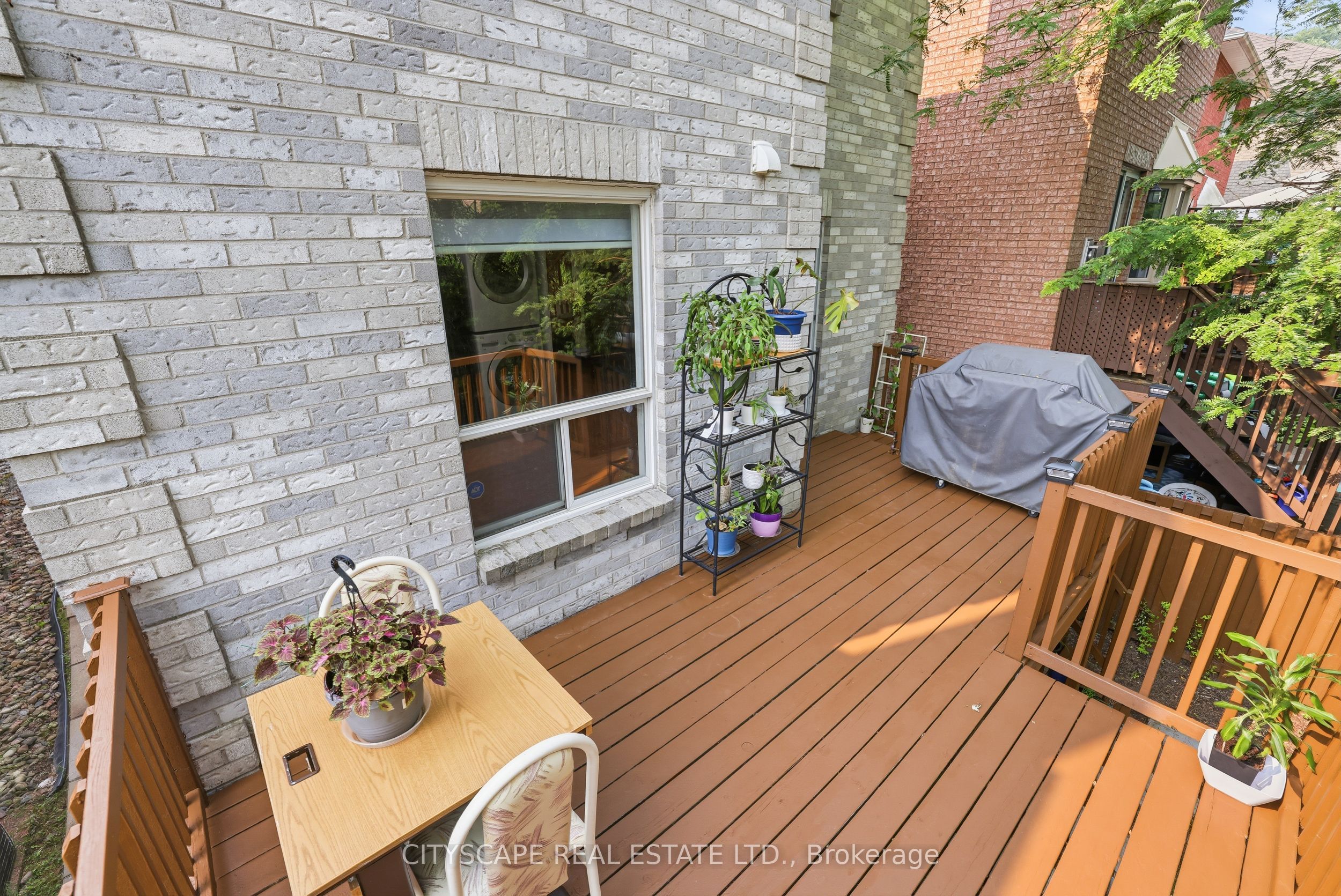 1143 Windgrove Square Property Photo 36