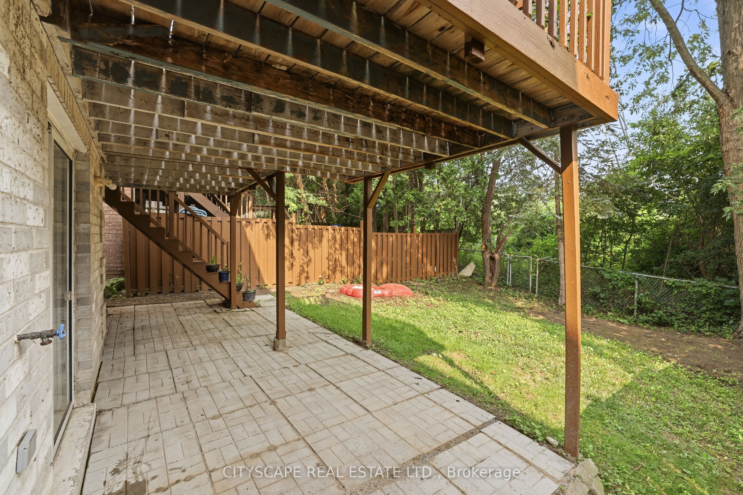 1143 Windgrove Square Property Photo 37