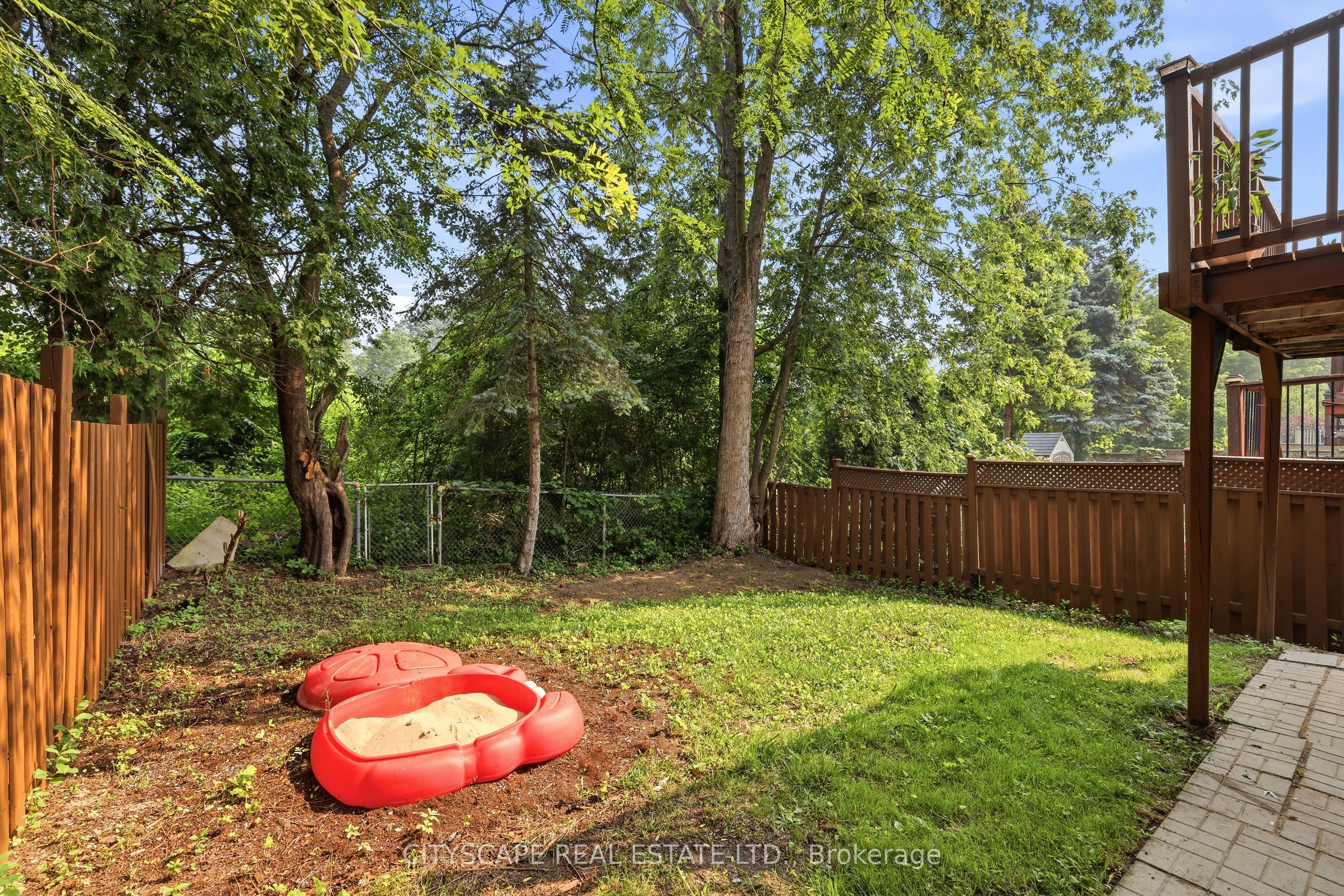 1143 Windgrove Square Property Photo 40