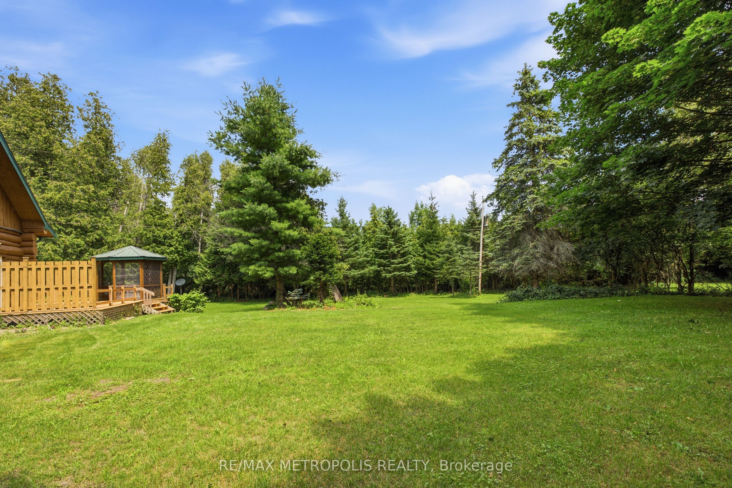 7535 Leskard Road Property Photo 8