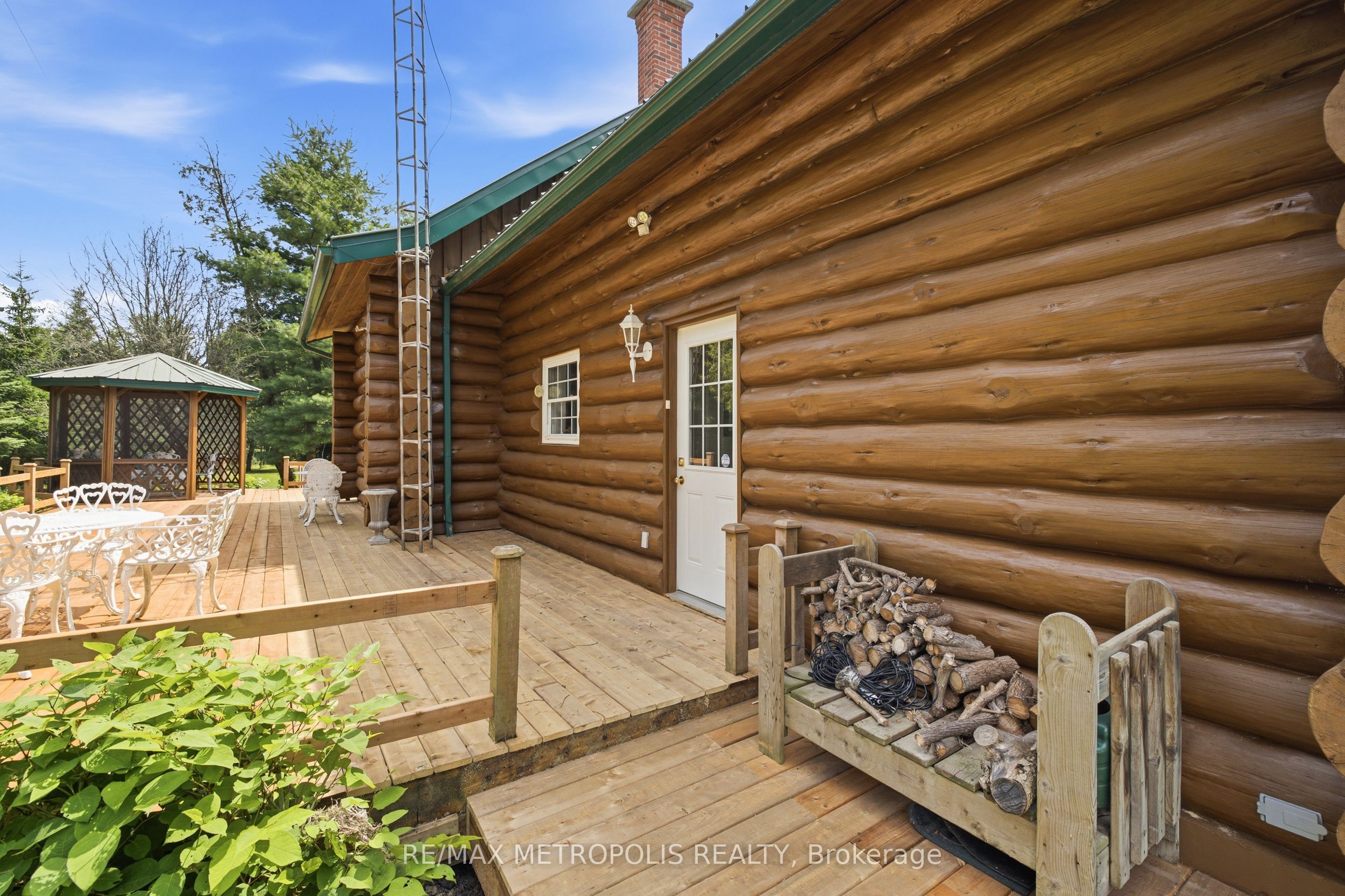7535 Leskard Road Property Photo 16