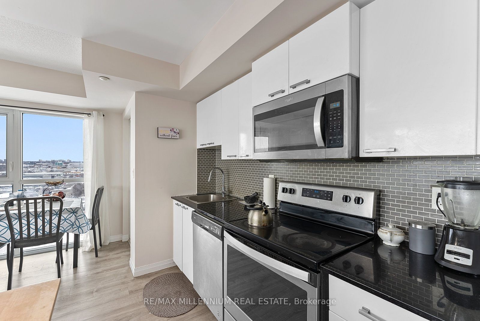 2150 Lawrence Avenue E 1609 Property Photo 17