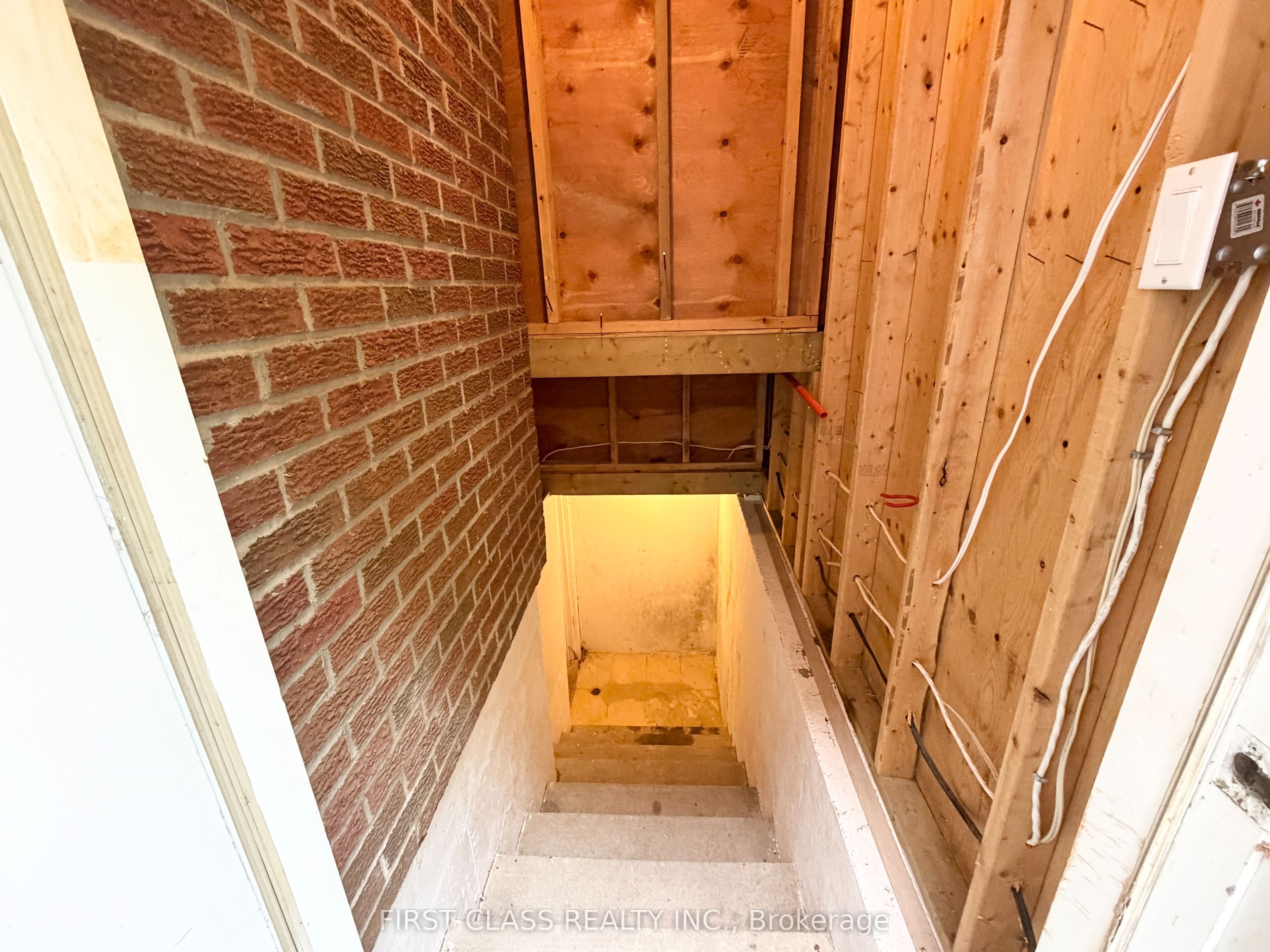 56 Silversted Drive Basement Property Photo 4