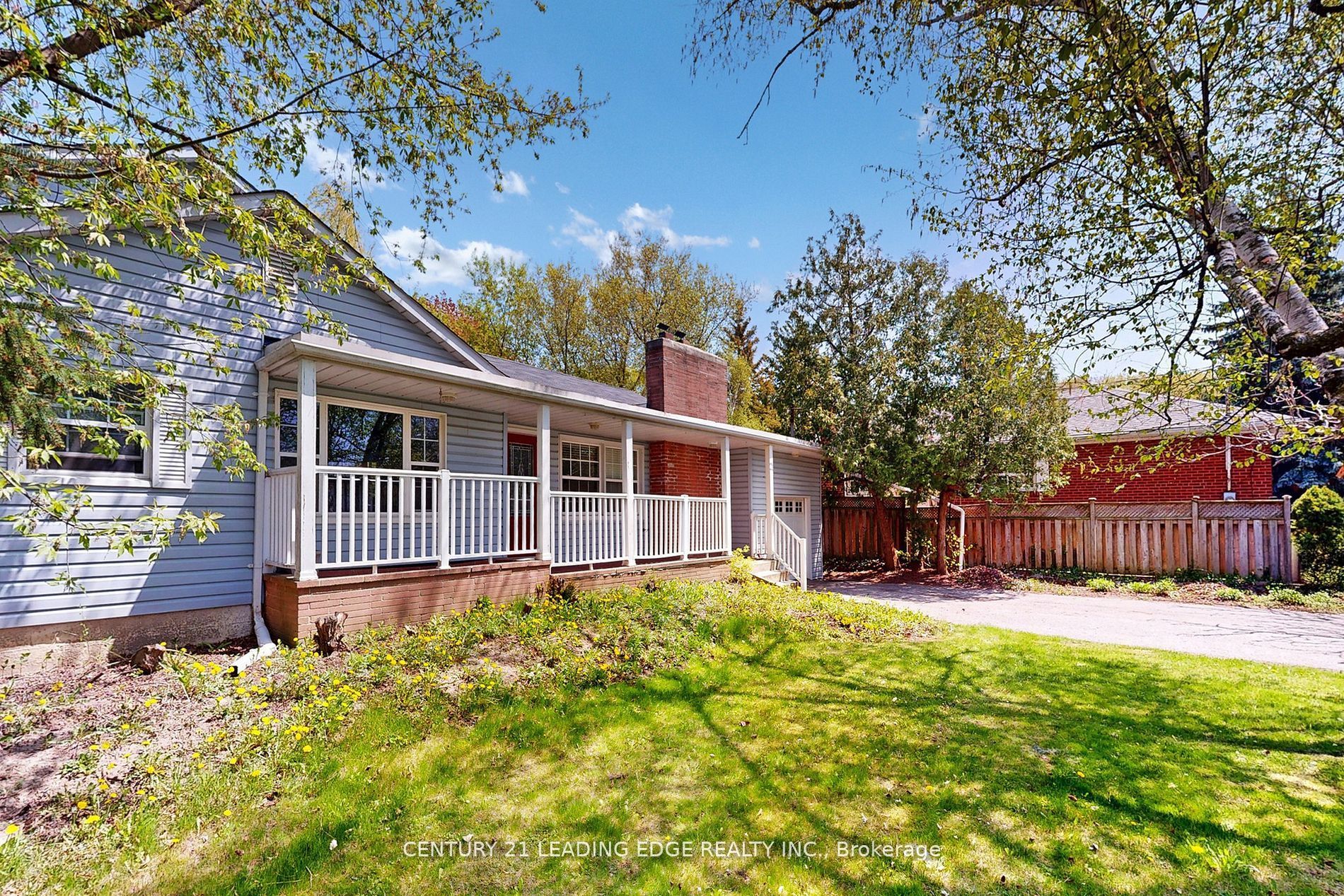 21 Wexford Boulevard B Property Photo 8