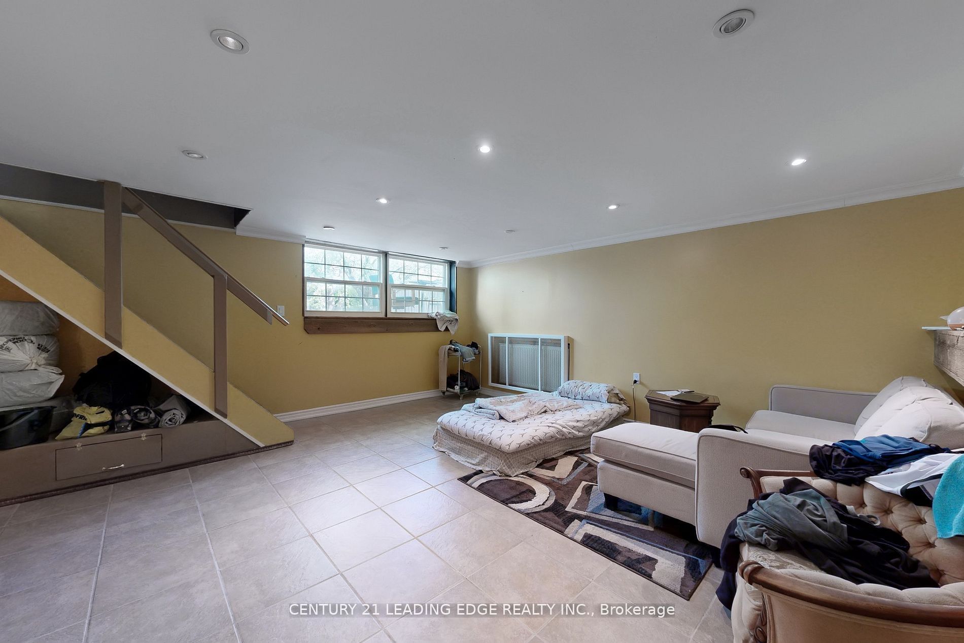21 Wexford Boulevard B Property Photo 31