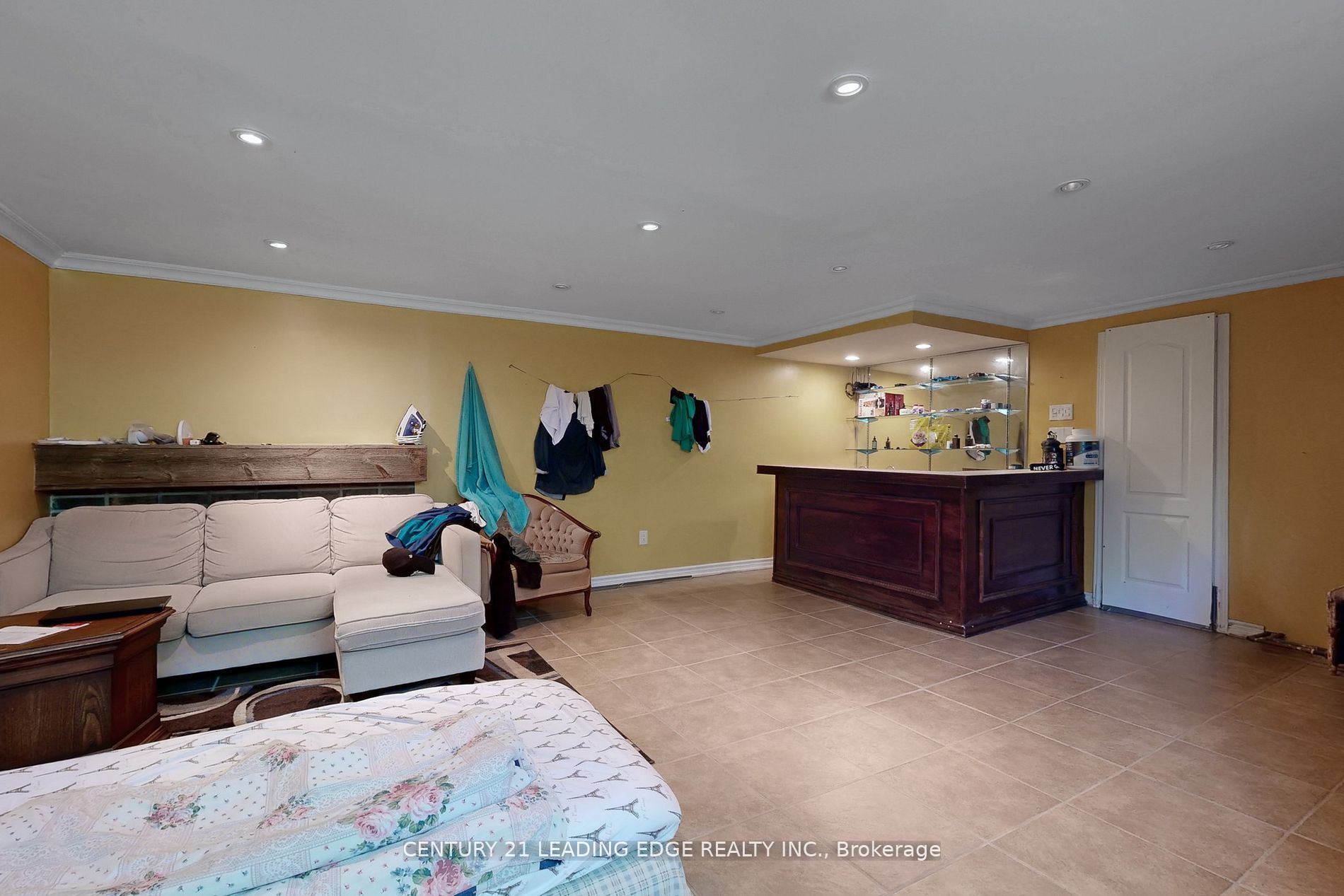 21 Wexford Boulevard B Property Photo 32