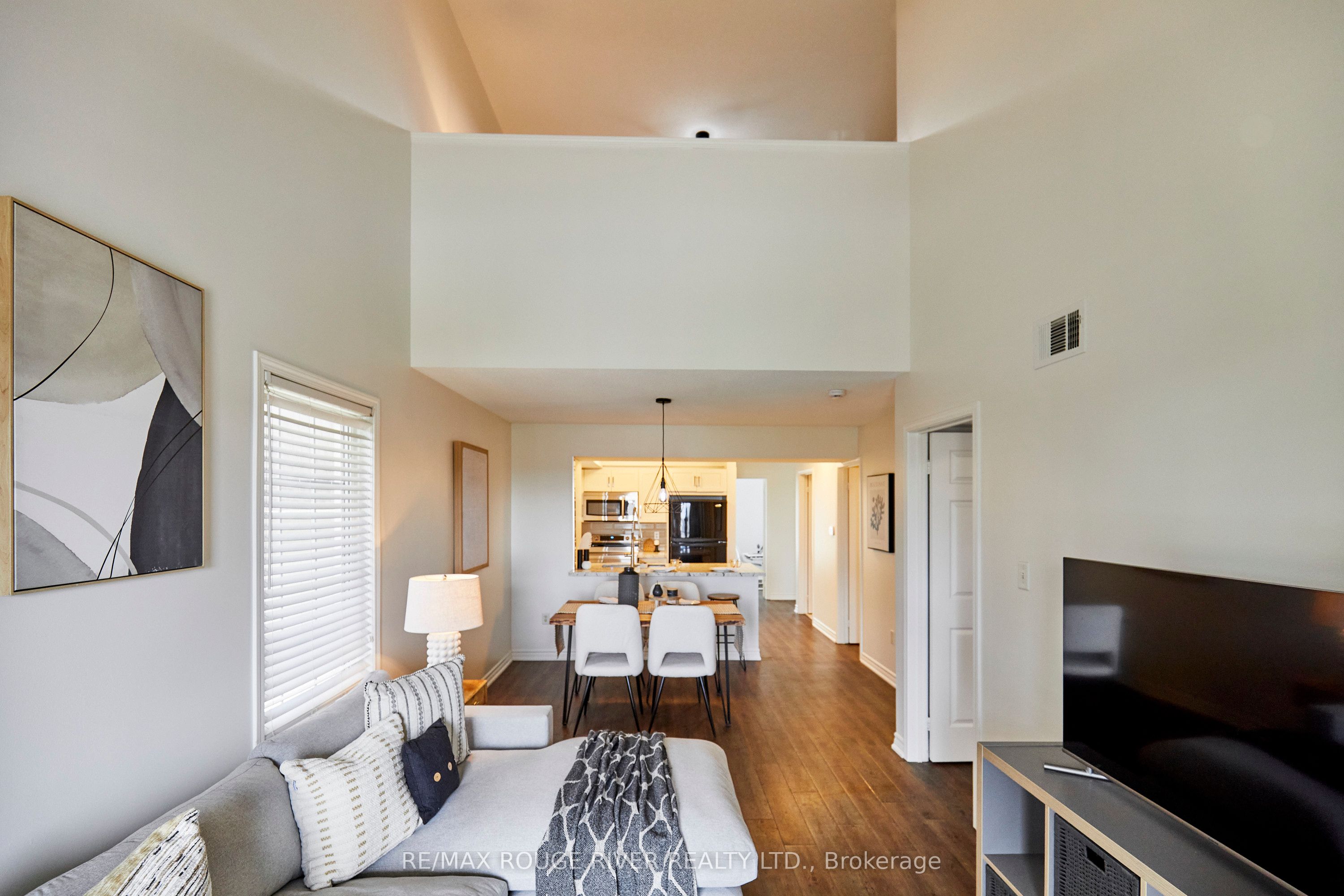 92 Petra Way 3 Property Photo 12