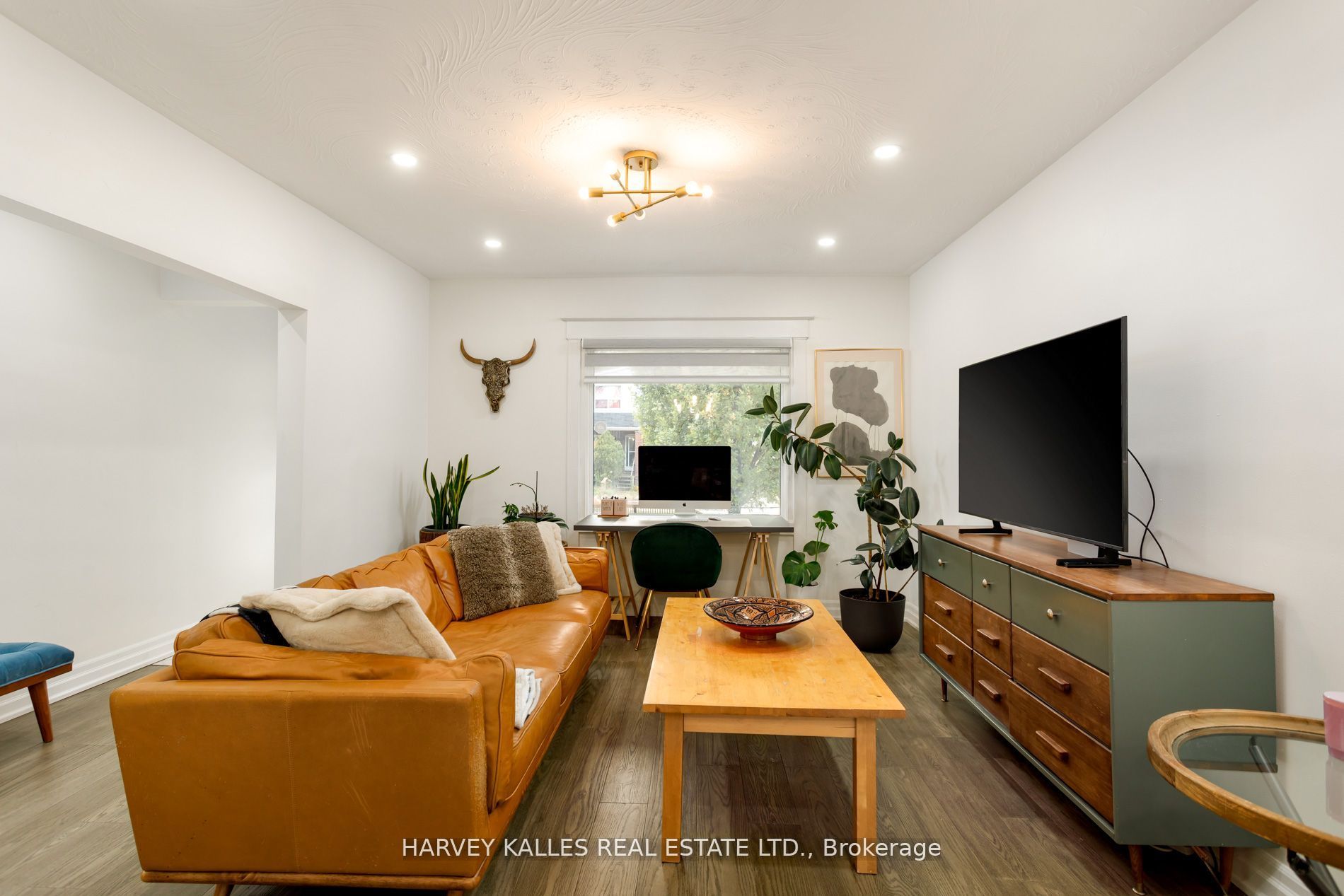139 King Edward Avenue Property Photo 9