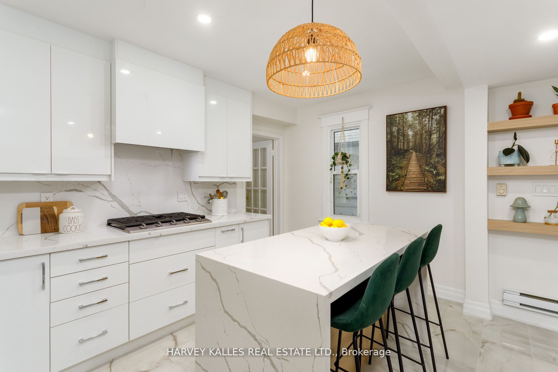 139 King Edward Avenue Property Photo 18