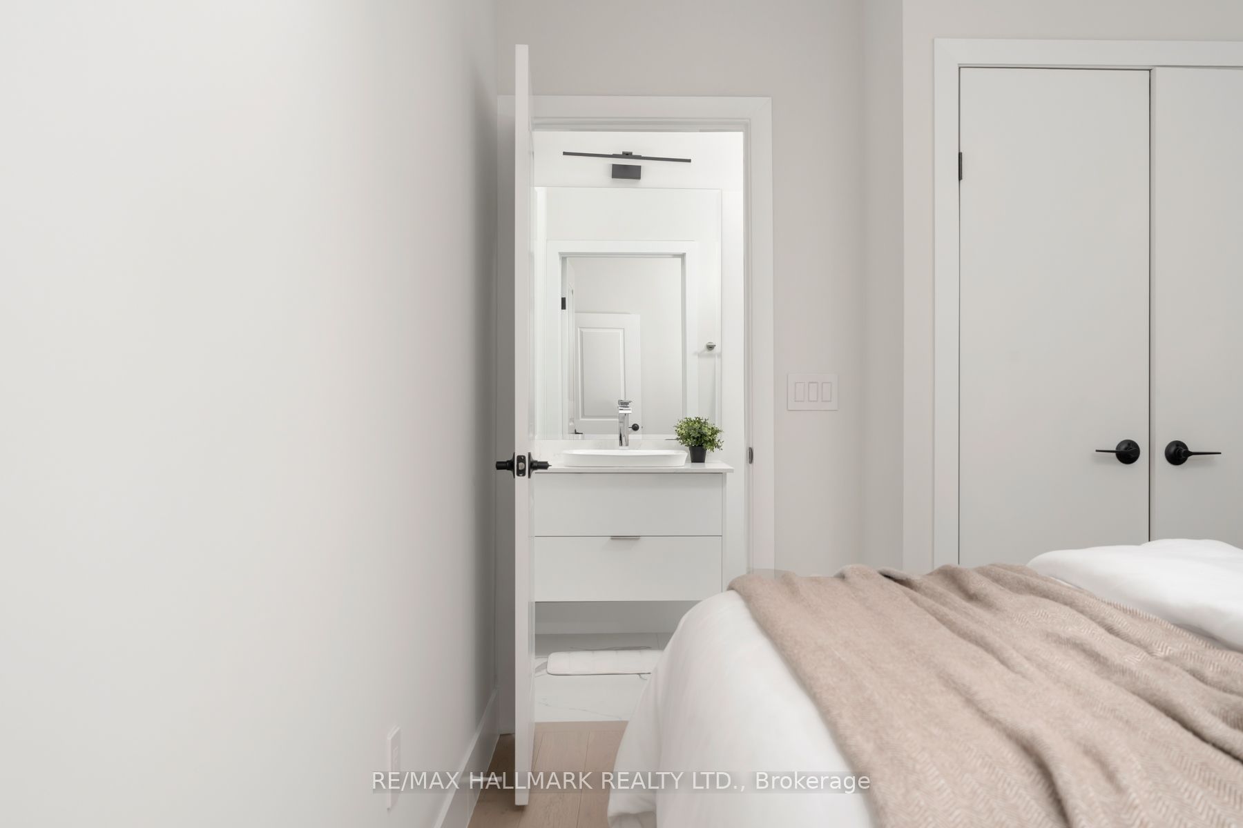 167 Sammon Avenue Property Photo 26