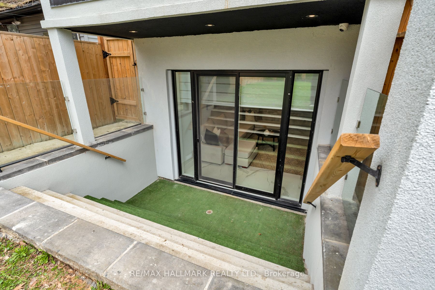 167 Sammon Avenue Property Photo 44
