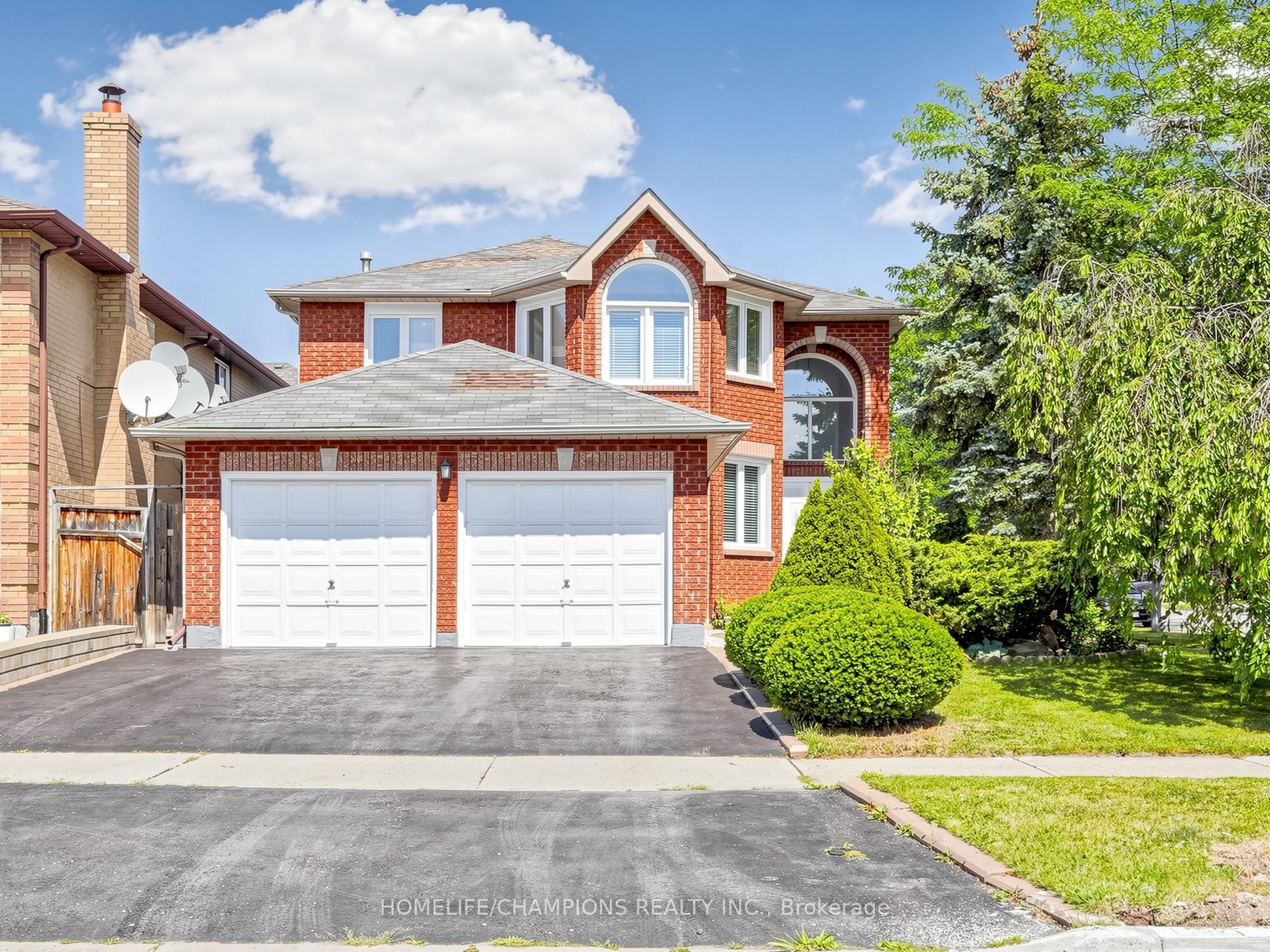 1622 Sandhurst Crescent