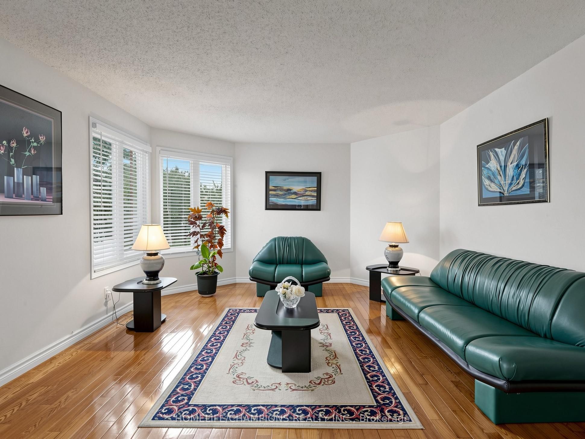 1622 Sandhurst Crescent Property Photo 8