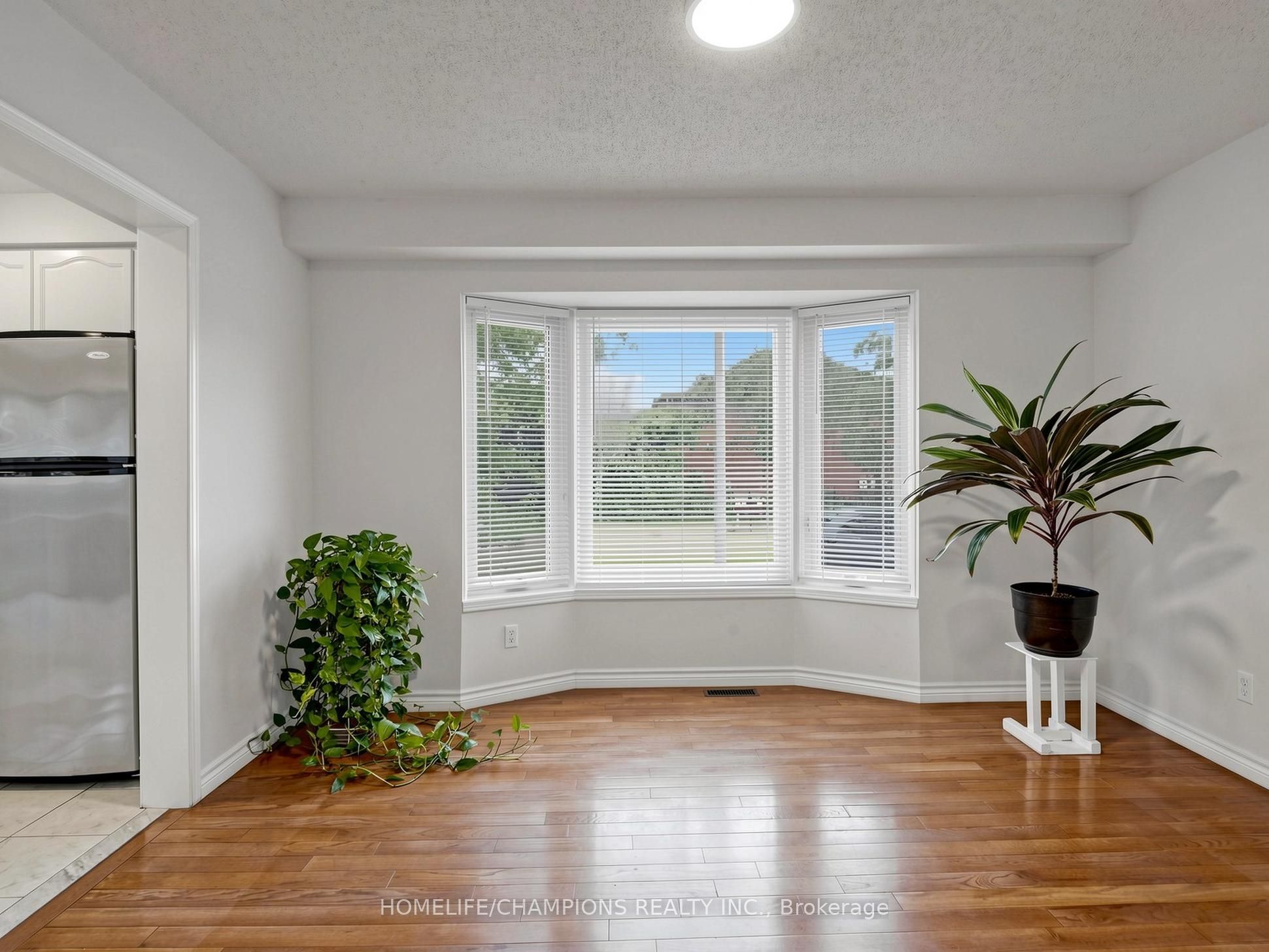 1622 Sandhurst Crescent Property Photo 13