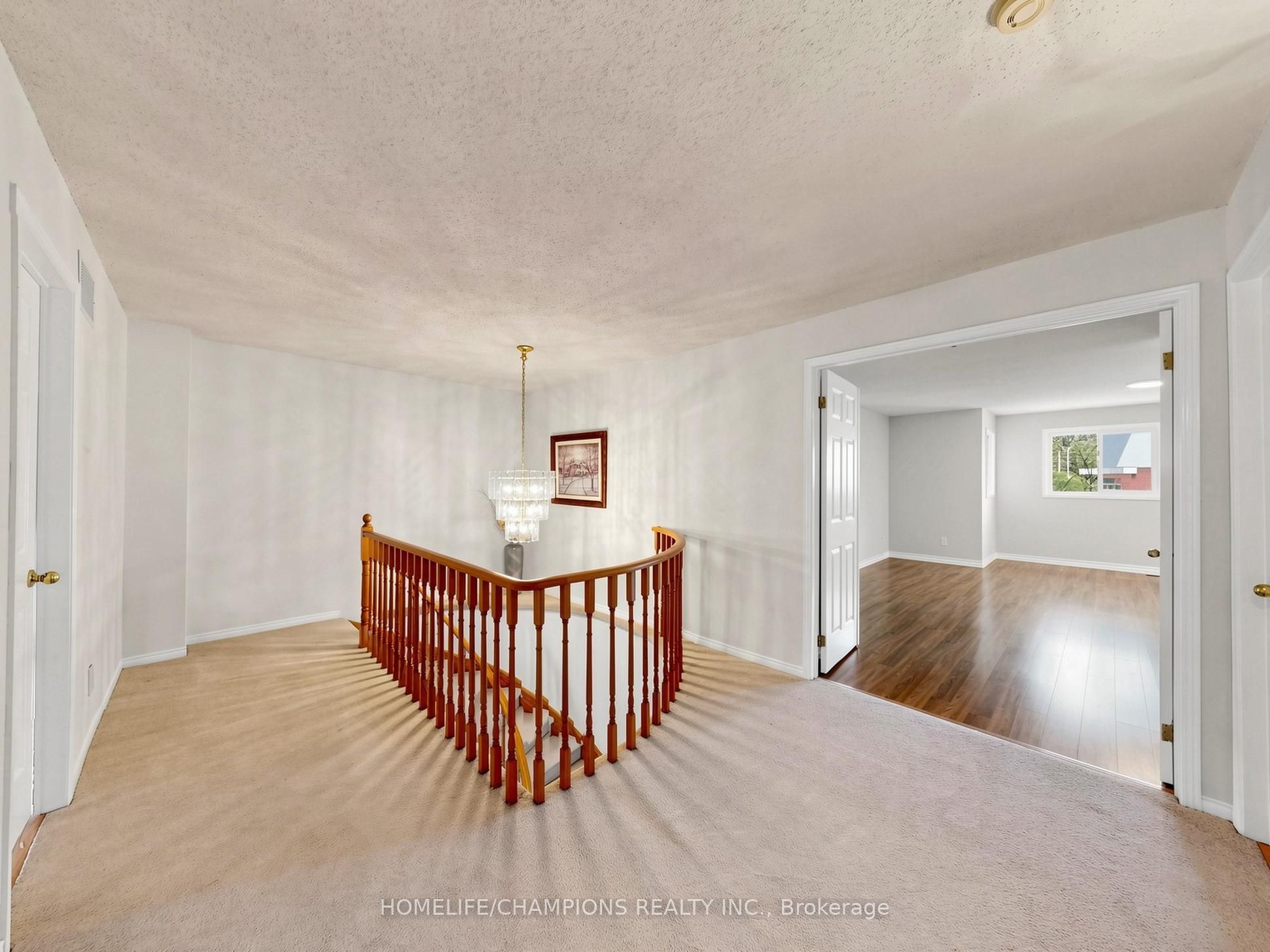 1622 Sandhurst Crescent Property Photo 21