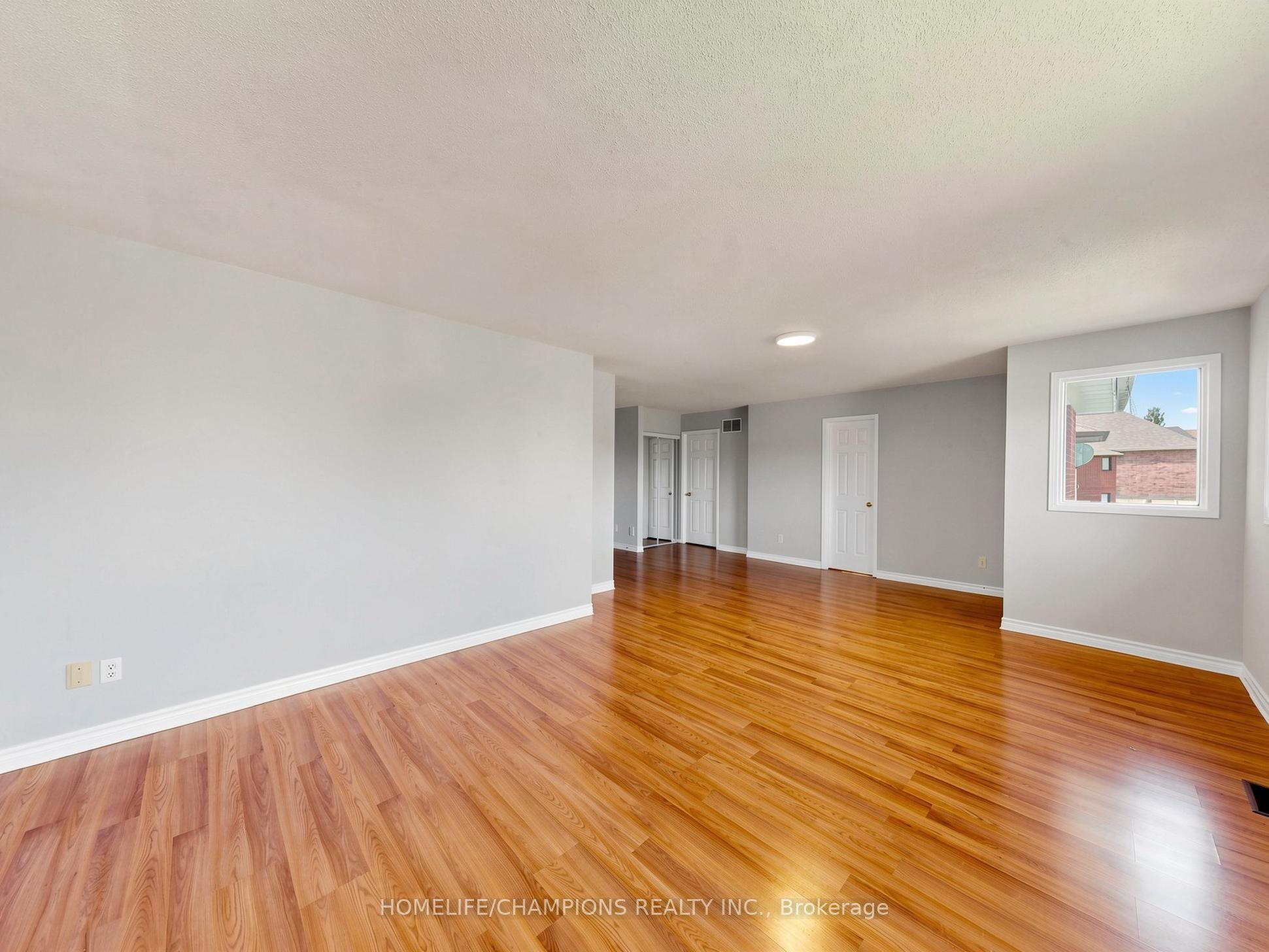 1622 Sandhurst Crescent Property Photo 25