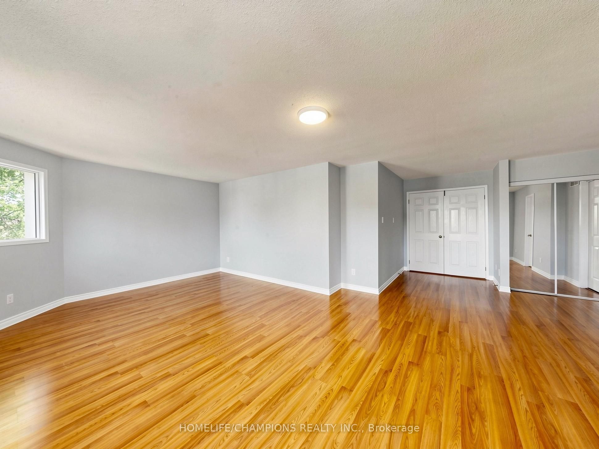 1622 Sandhurst Crescent Property Photo 26
