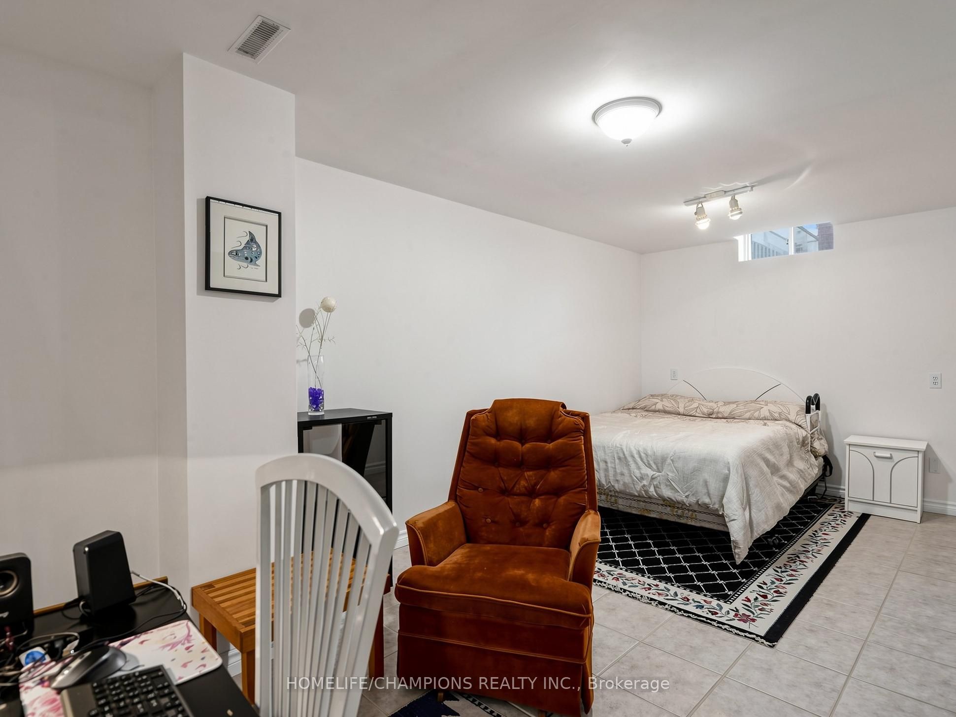 1622 Sandhurst Crescent Property Photo 44