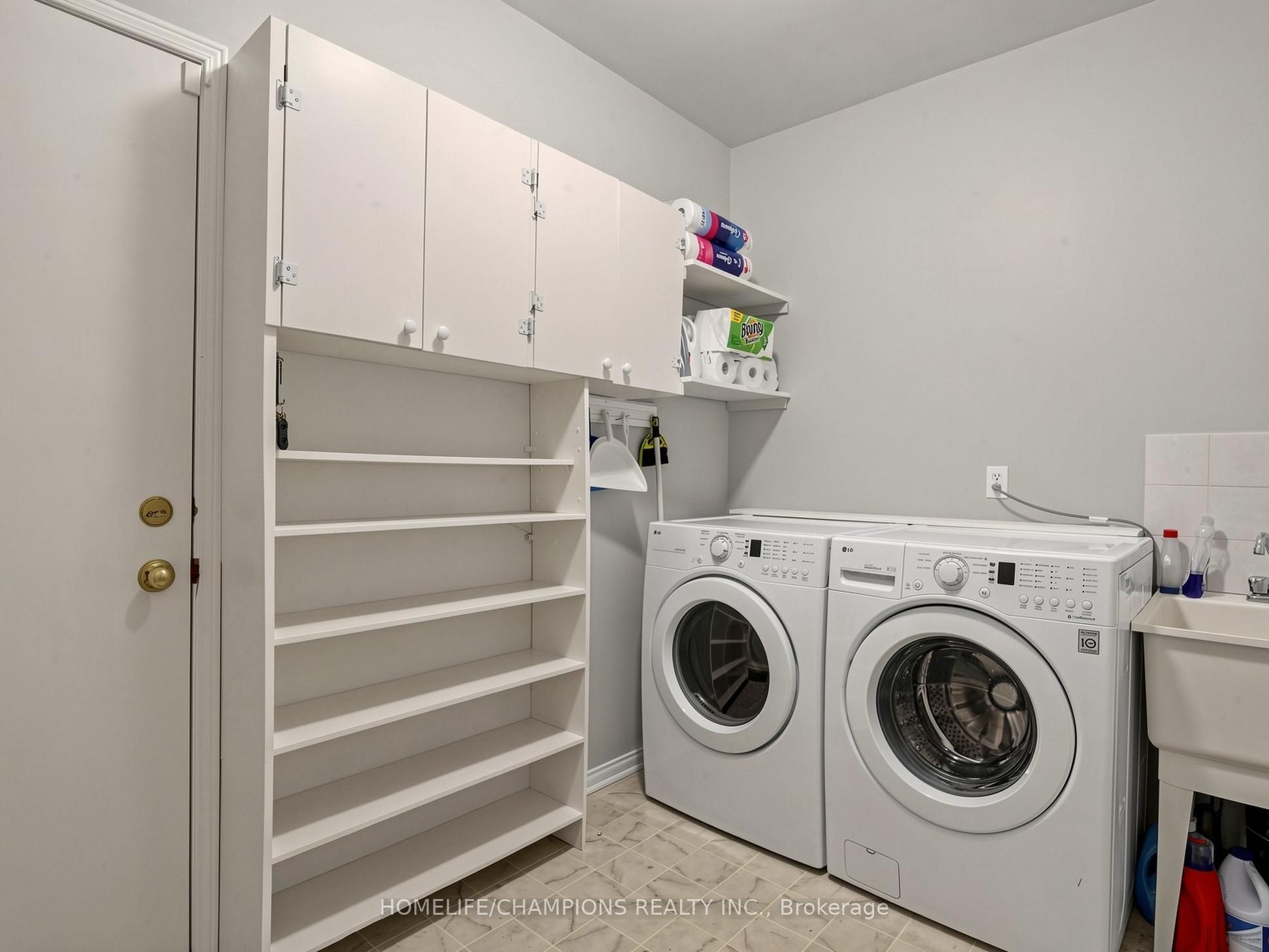 1622 Sandhurst Crescent Property Photo 45