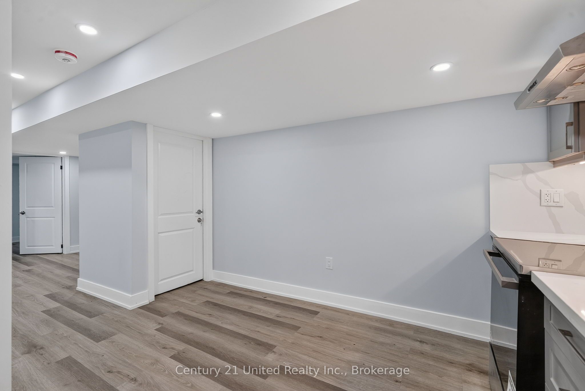 1040 Suddard Avenue 2 (lower Level) Property Photo 16