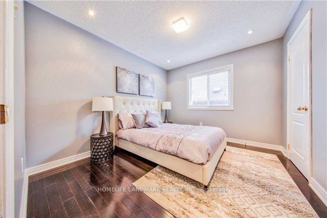 135 Rushworth Drive Property Photo 16