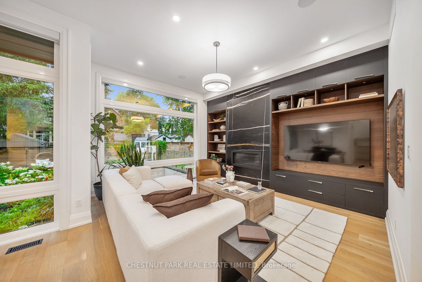 142 Fallingbrook Road Property Photo 17