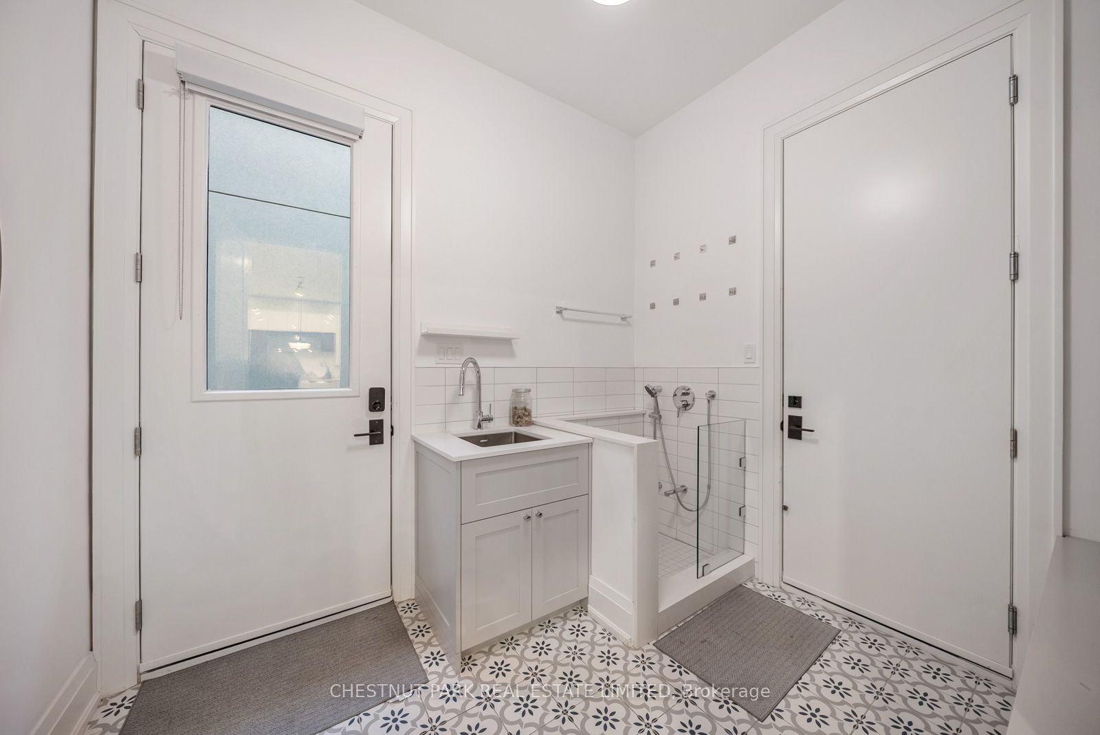 142 Fallingbrook Road Property Photo 20